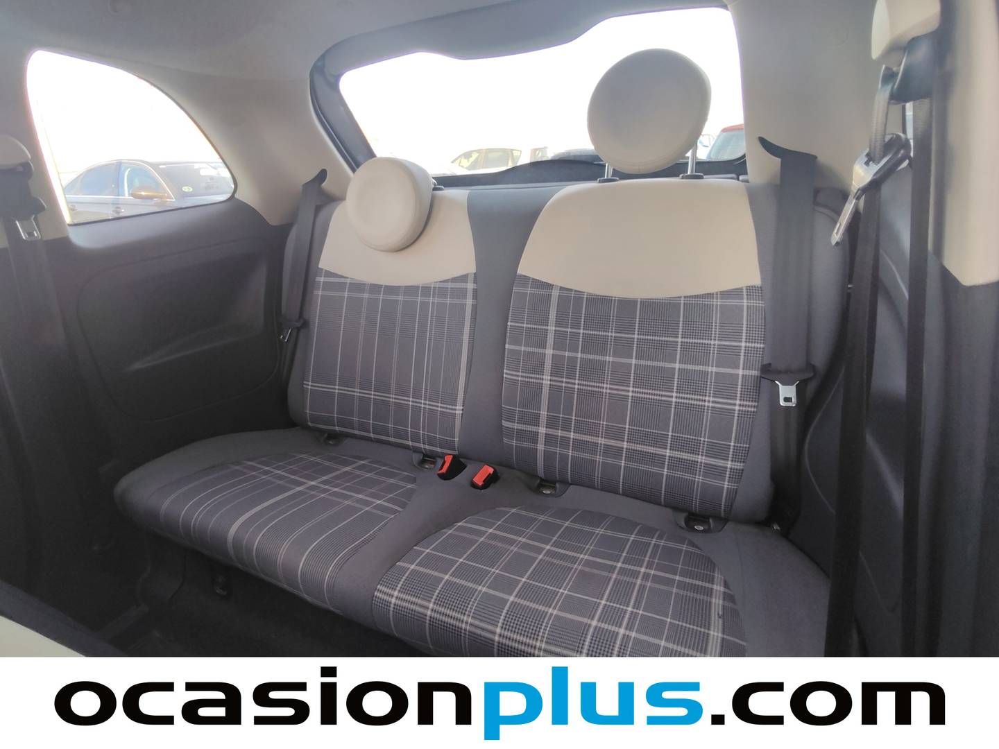 Foto asientos traseros Fiat 500 Fiat 500 1.2 8v Lounge (69 CV)