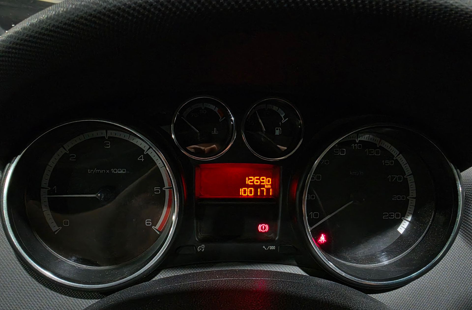 Peugeot 308 1.6 HDi Envy - foto 23