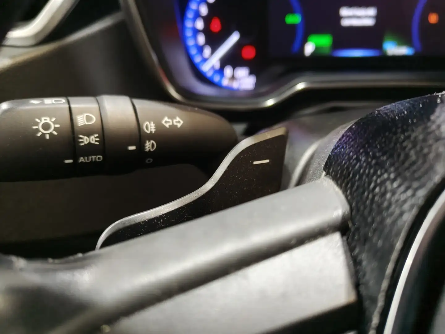 Foto Toyota Corolla Toyota Corolla 180H Active Tech E-CVT (180 CV)