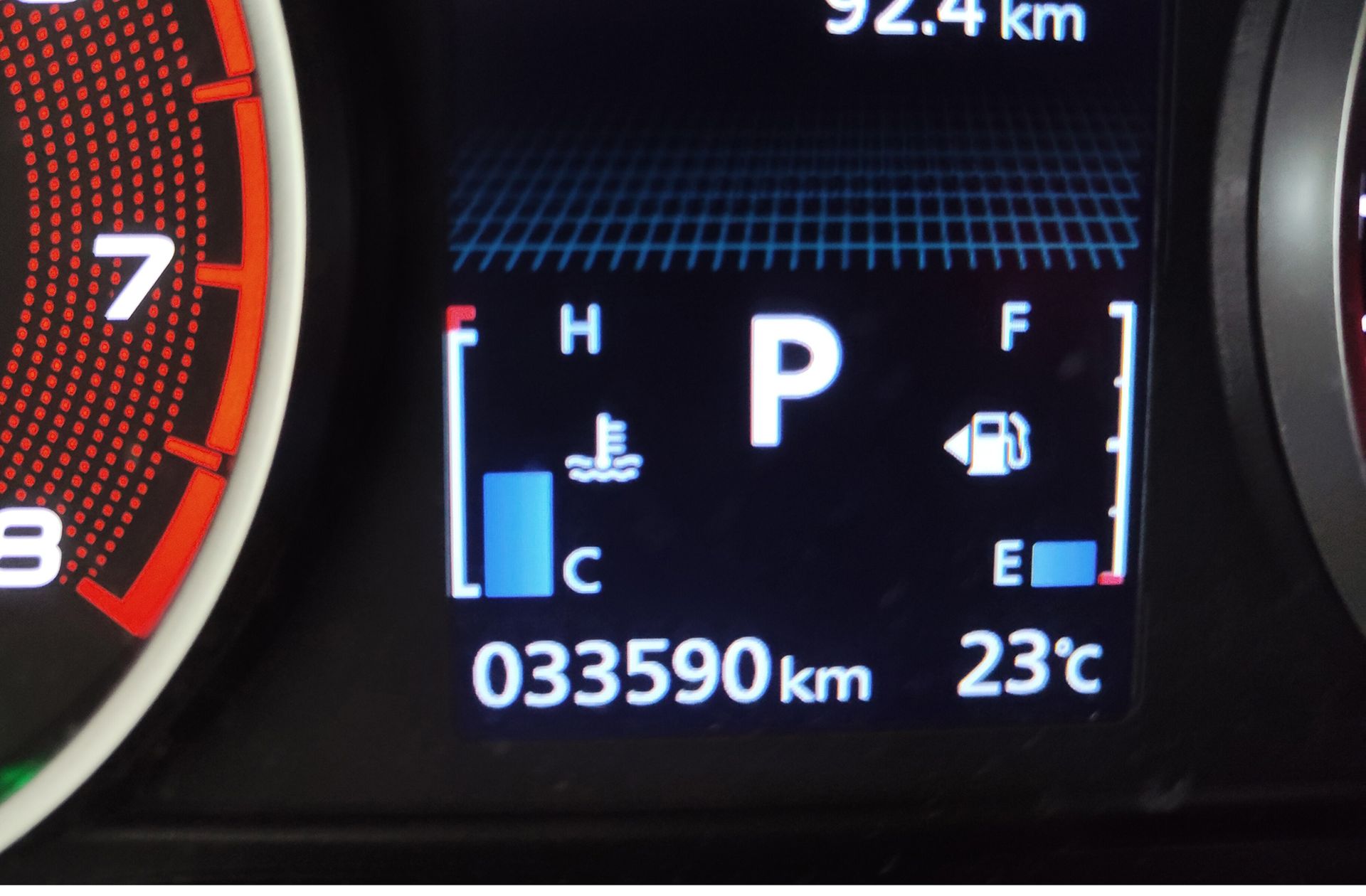 Mitsubishi Eclipse Cross 150T Kaiteki 4WD CVT - foto 9
