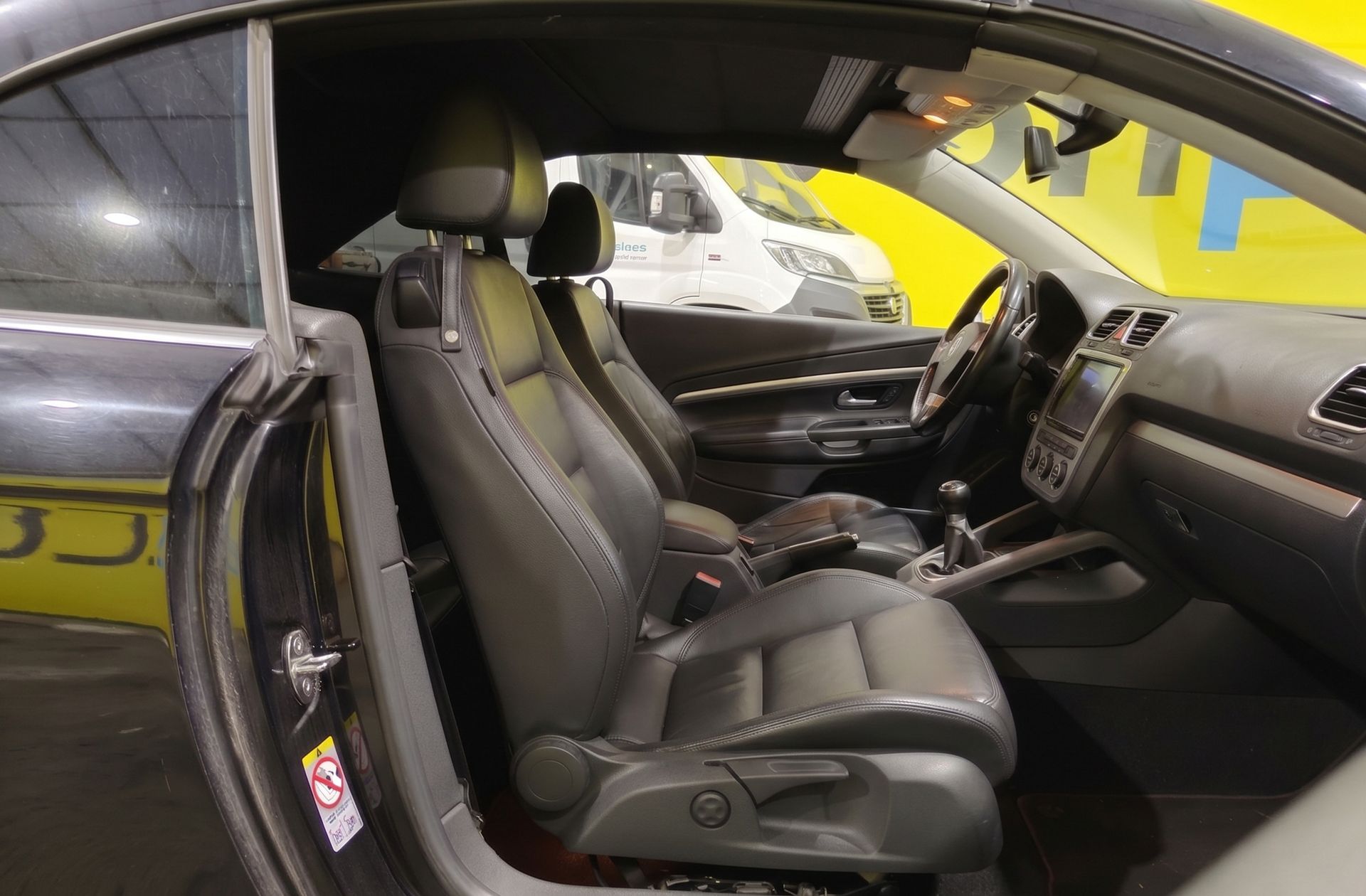 Volkswagen Eos 2.0 FSI - foto 19