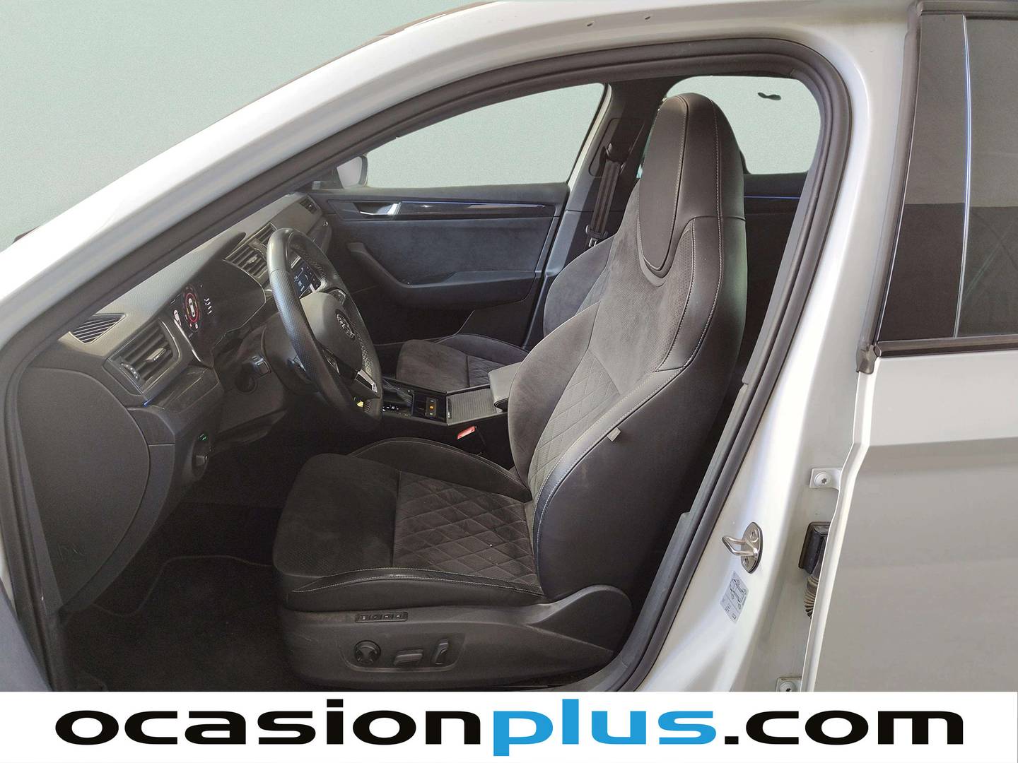 Foto asientos delanteros Skoda Superb Skoda Superb 1.5 TSI Sport Line Plus DSG (150 CV)