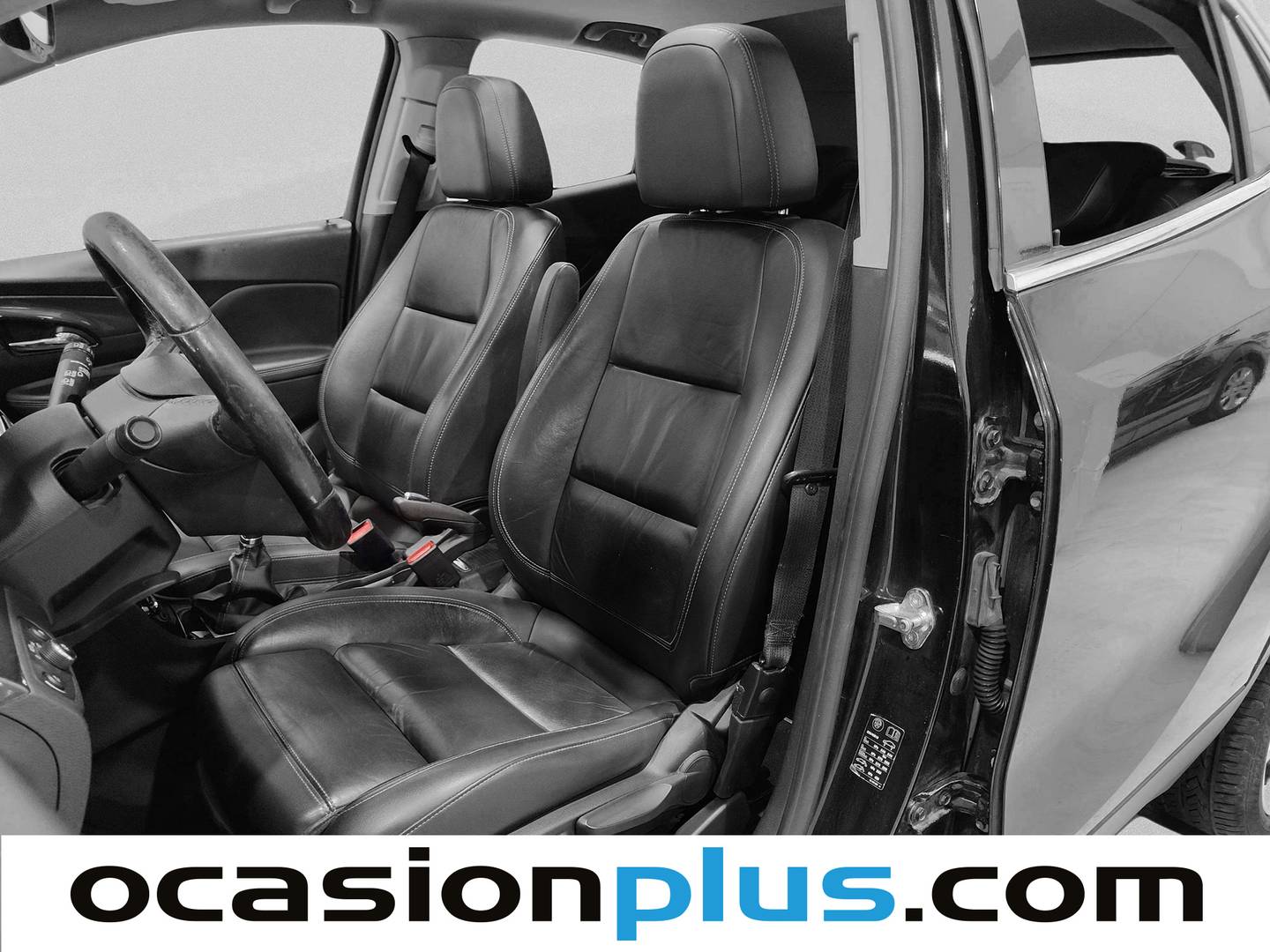 Foto asientos delanteros Opel Mokka X Opel Mokka X 1.6 CDTi S&S Ultimate 4X2 (136 CV)