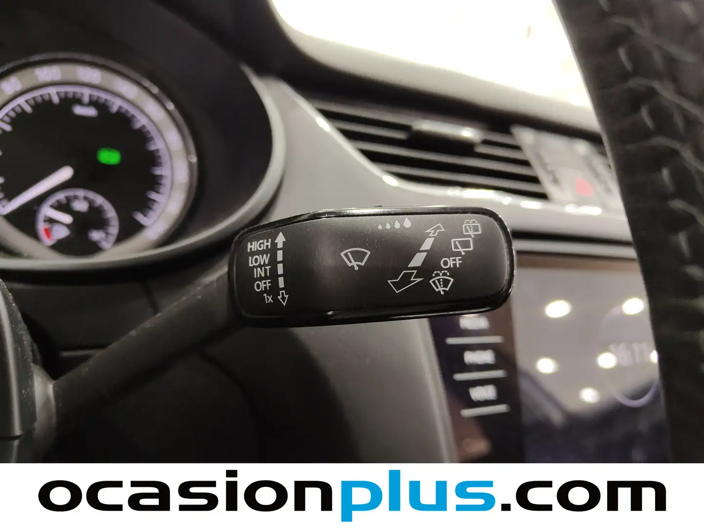 Foto Skoda Octavia Skoda Octavia 1.6 TDI CR Ambition DSG (115 CV)