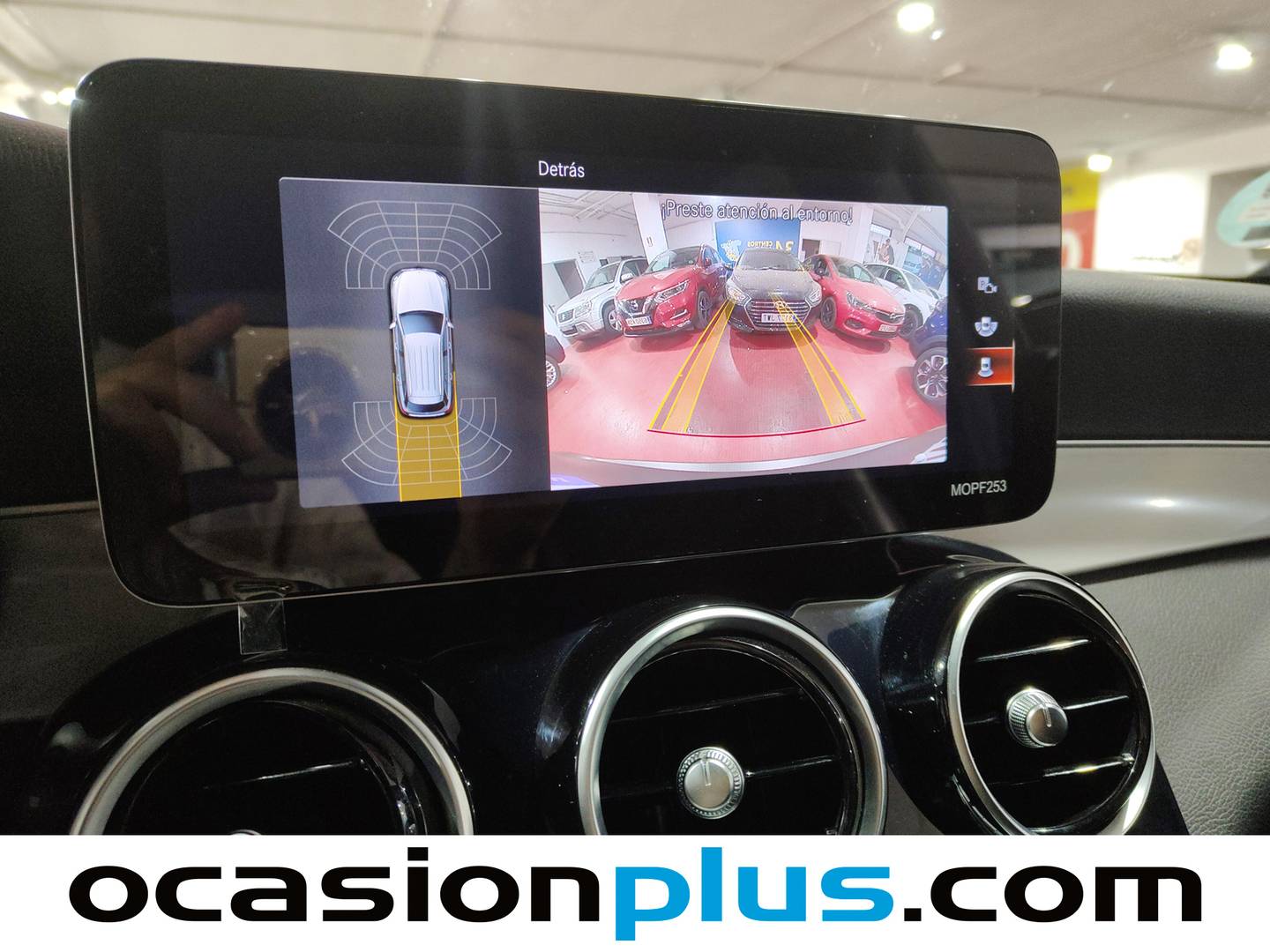 Equipamiento del Mercedes Clase GLC Mercedes GLC 220 d 4Matic (194 CV) Pack AMG
