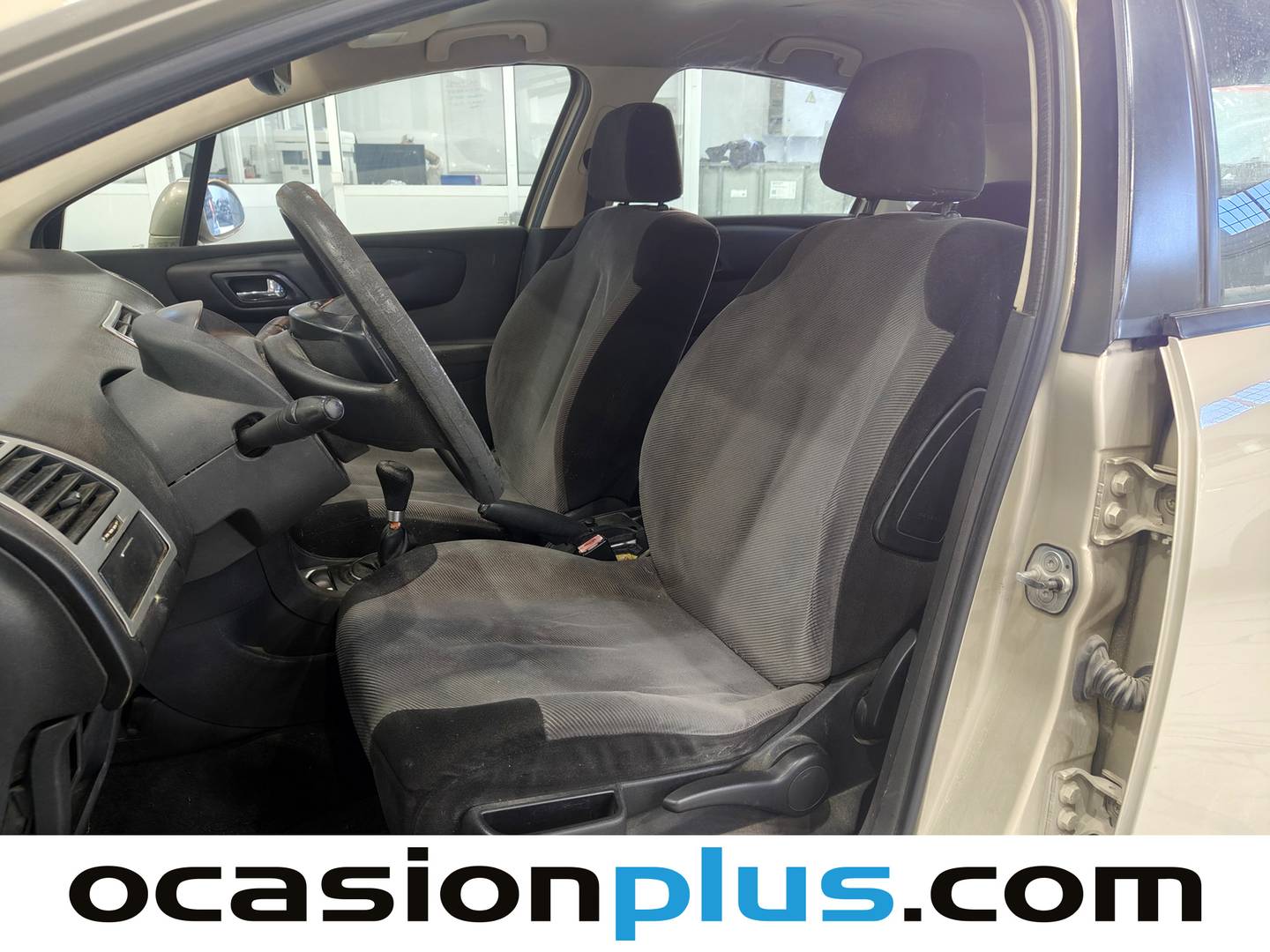 Foto asientos delanteros Citroën C4 Citroën C4 1.4 16v SX (90 CV)