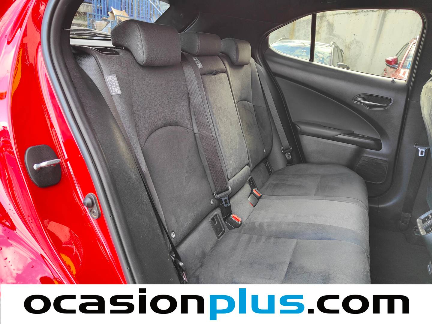 Lexus UX Lexus UX 250h Business 2WD (184 CV) al mejor precio