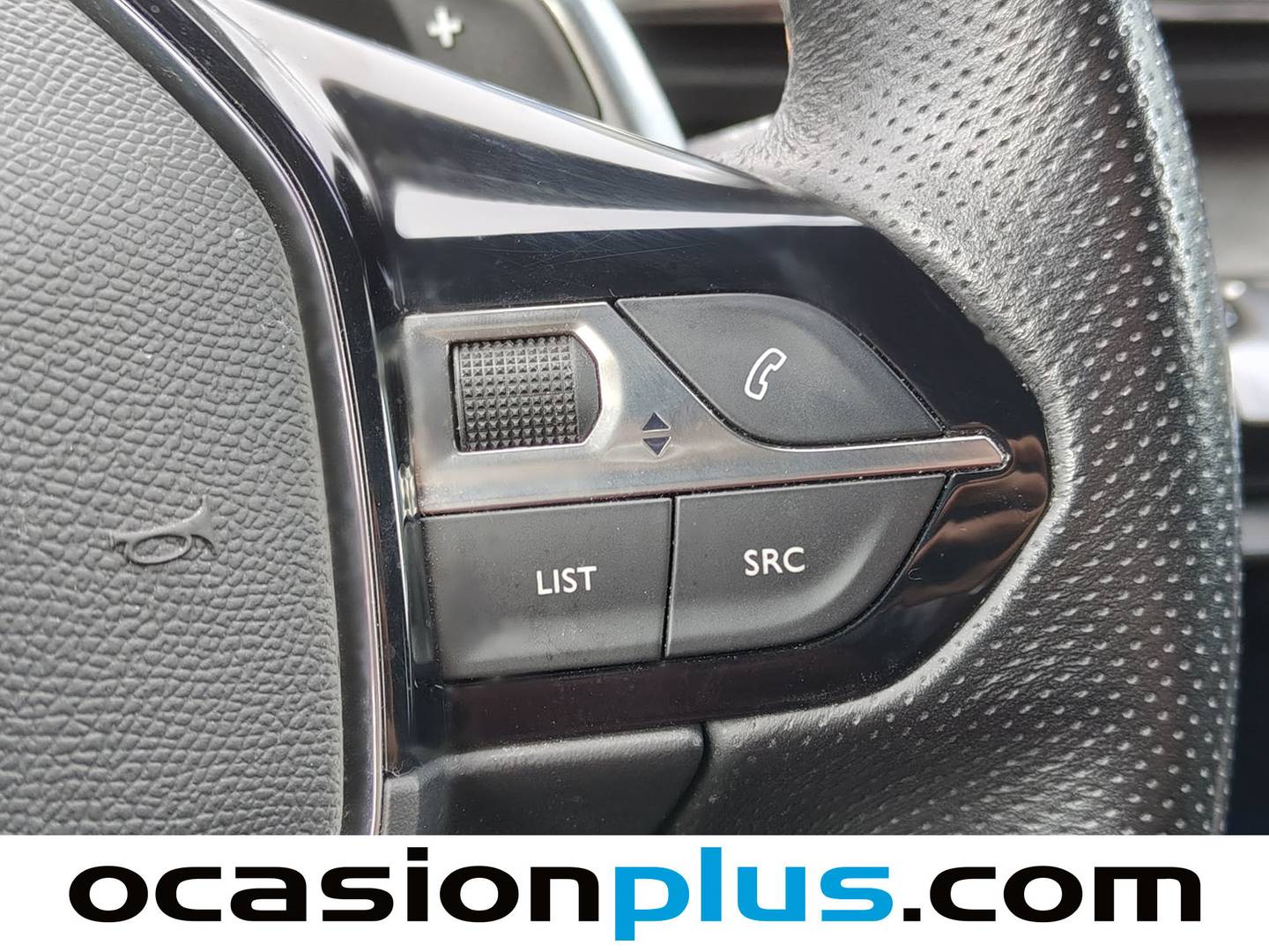 Foto Peugeot 3008 Peugeot 3008 PureTech 130 S&S GT EAT8  (130 CV)