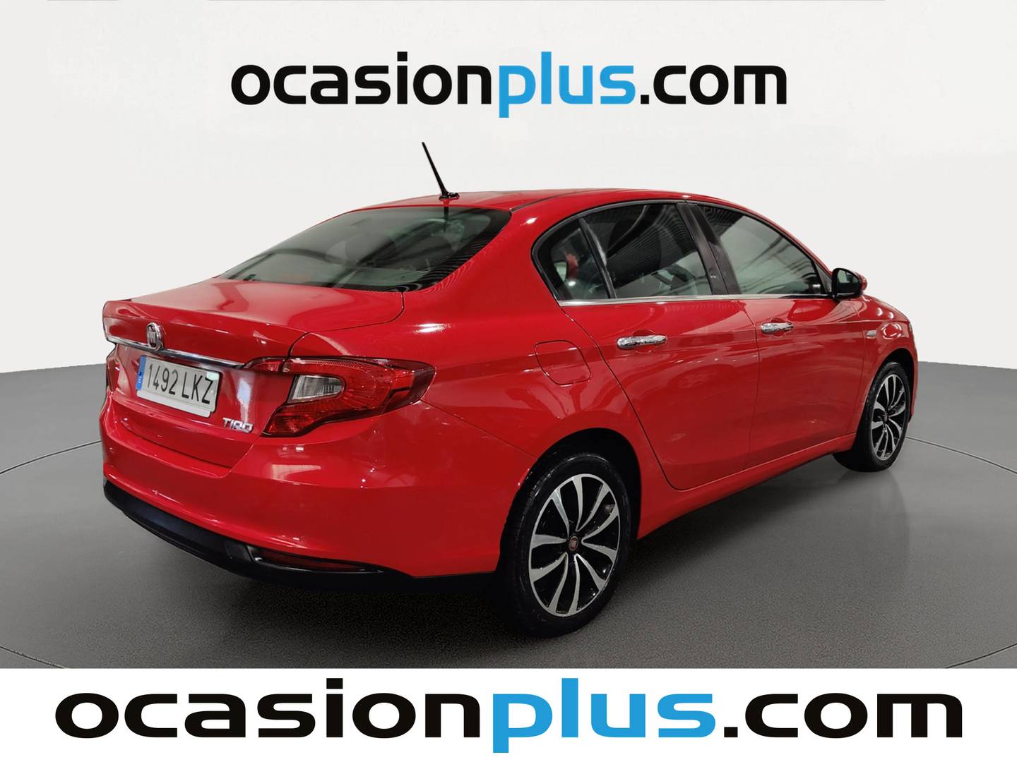 Foto trasera Fiat Tipo Fiat Tipo Sedan 1.4 Fire Lounge (95 CV) derecha