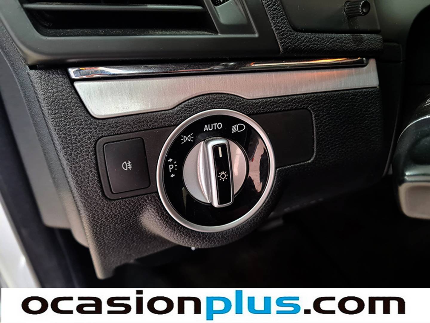 Foto Mercedes Clase E Mercedes-Benz Clase E E 220 CDI Coupe Blue Efficiency Avantgarde (163 CV)