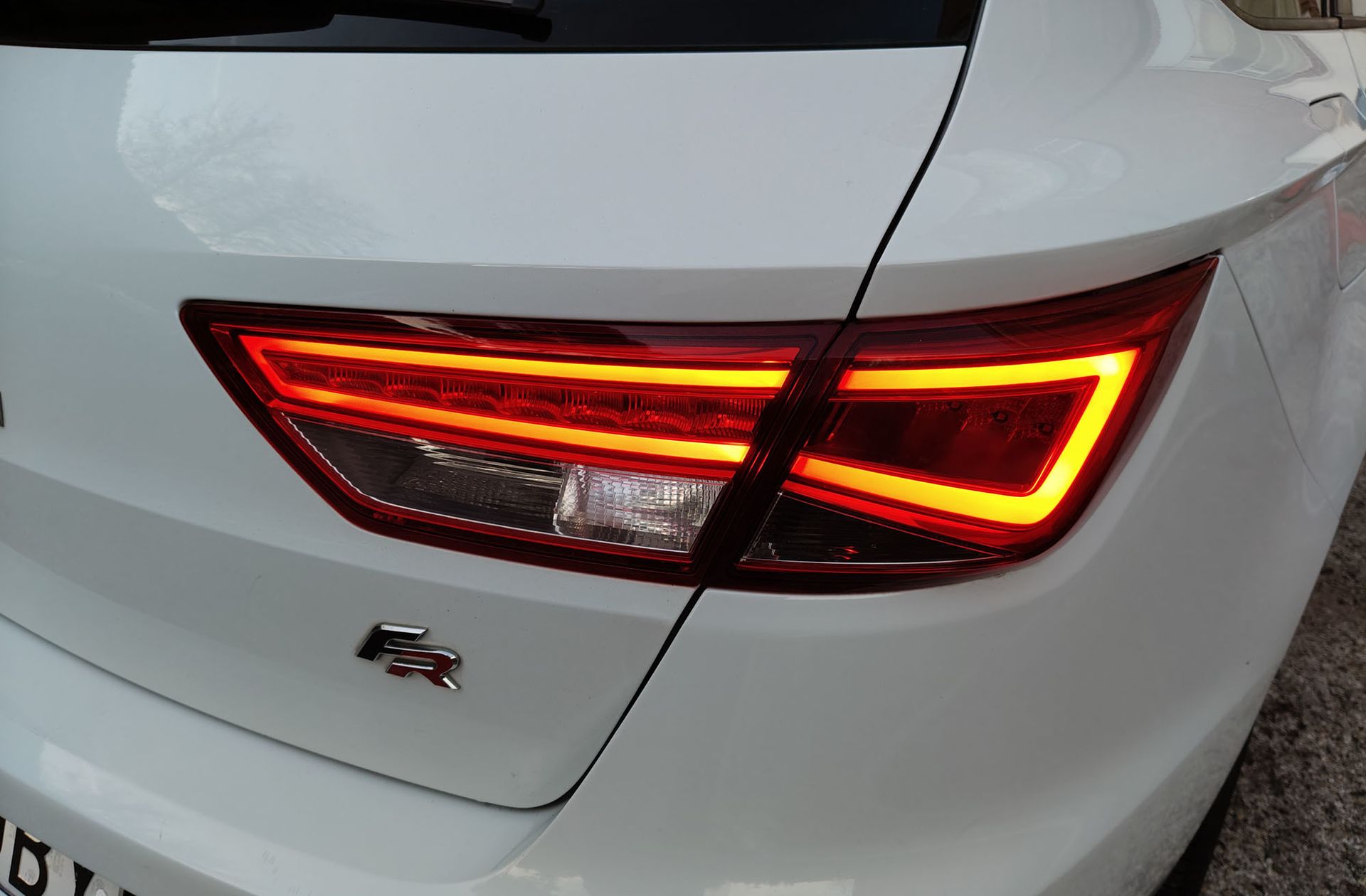 SEAT León ST 1.8 TSI FR - foto 18