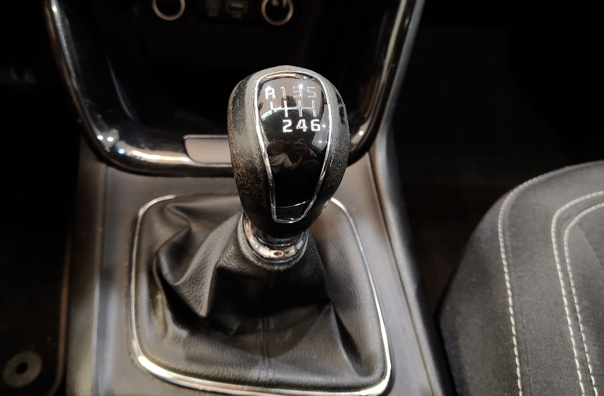 Kia Ceed 1.6 CRDi VGT Eco-Dynamics Uefa Euro2016 - foto 5
