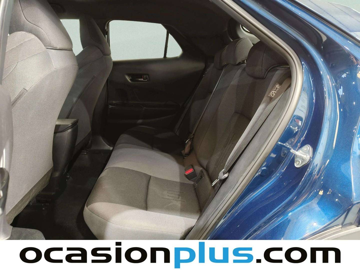 Foto asientos traseros Toyota C-HR Toyota C-HR 140H Advance (140 CV)