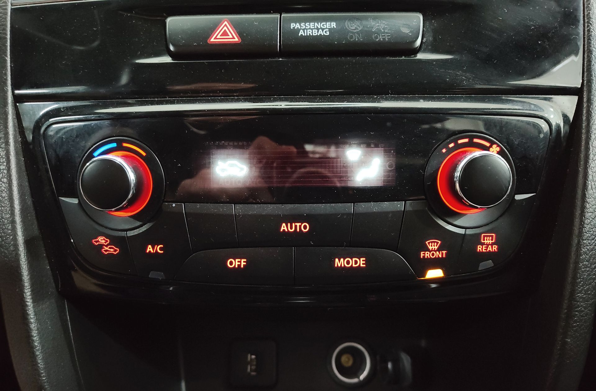 Suzuki Vitara 1.4 Turbo Mild Hybrid GLE - foto 30