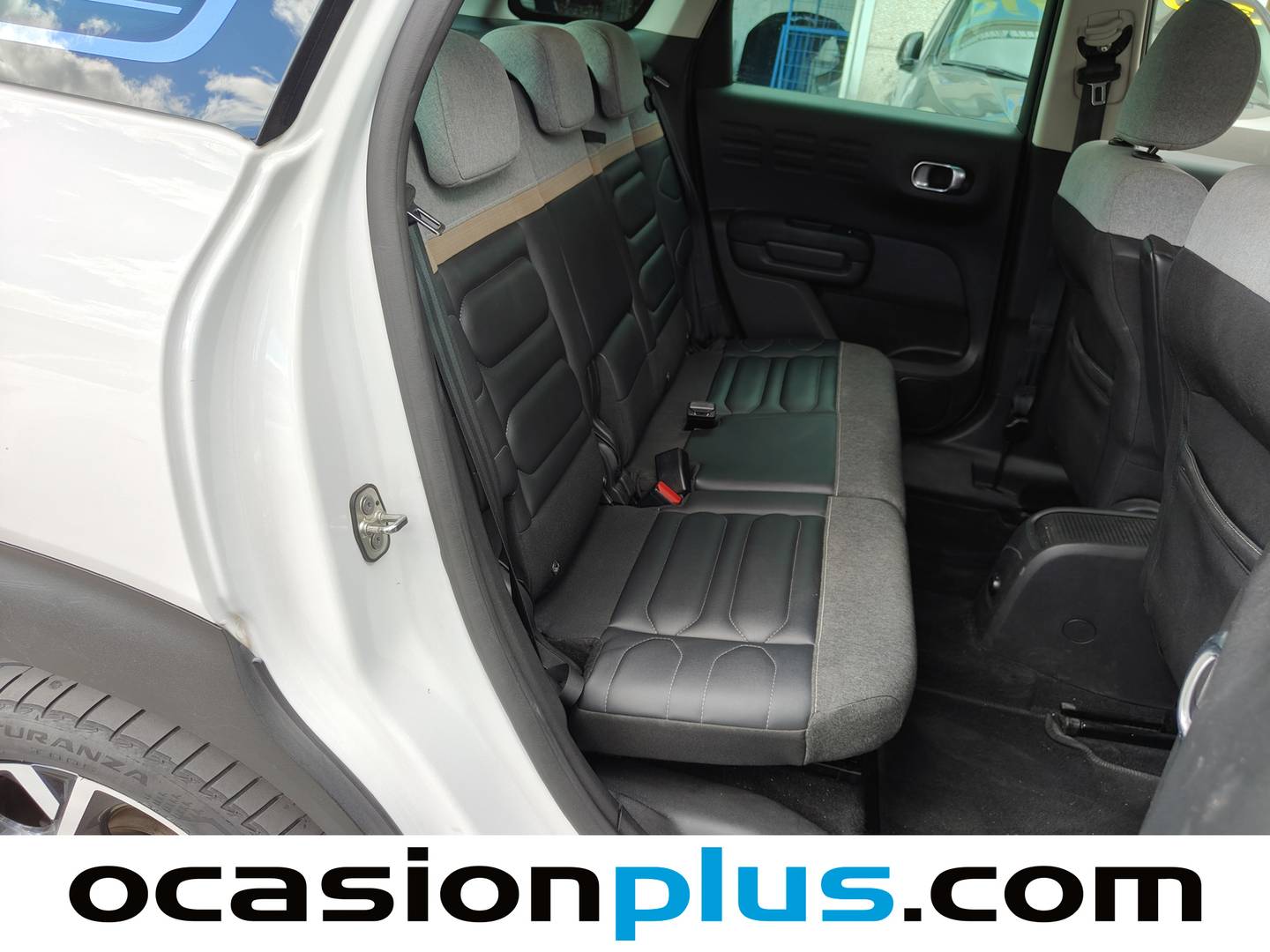 Foto Citroën C3 Aircross Citroen C3 Aircross PureTech 130 Shine Pack EAT6 (131 CV)