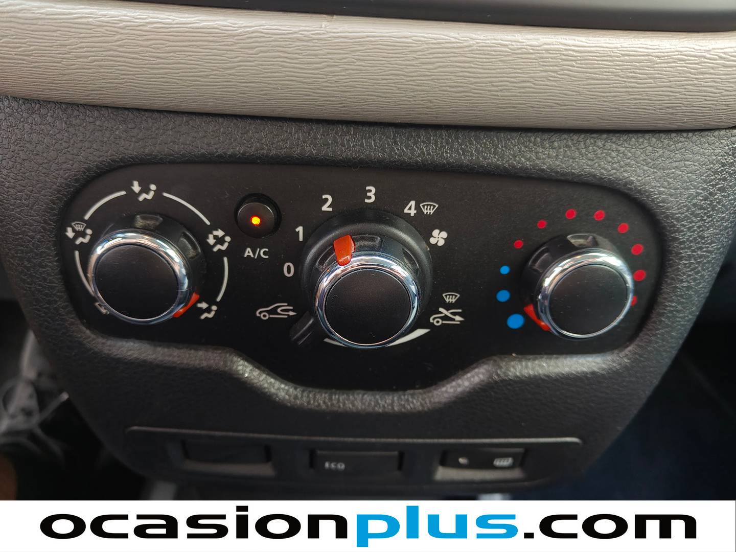 Equipamiento del Dacia Lodgy Dacia Lodgy dCi 90 SL Eficacia (90 CV)