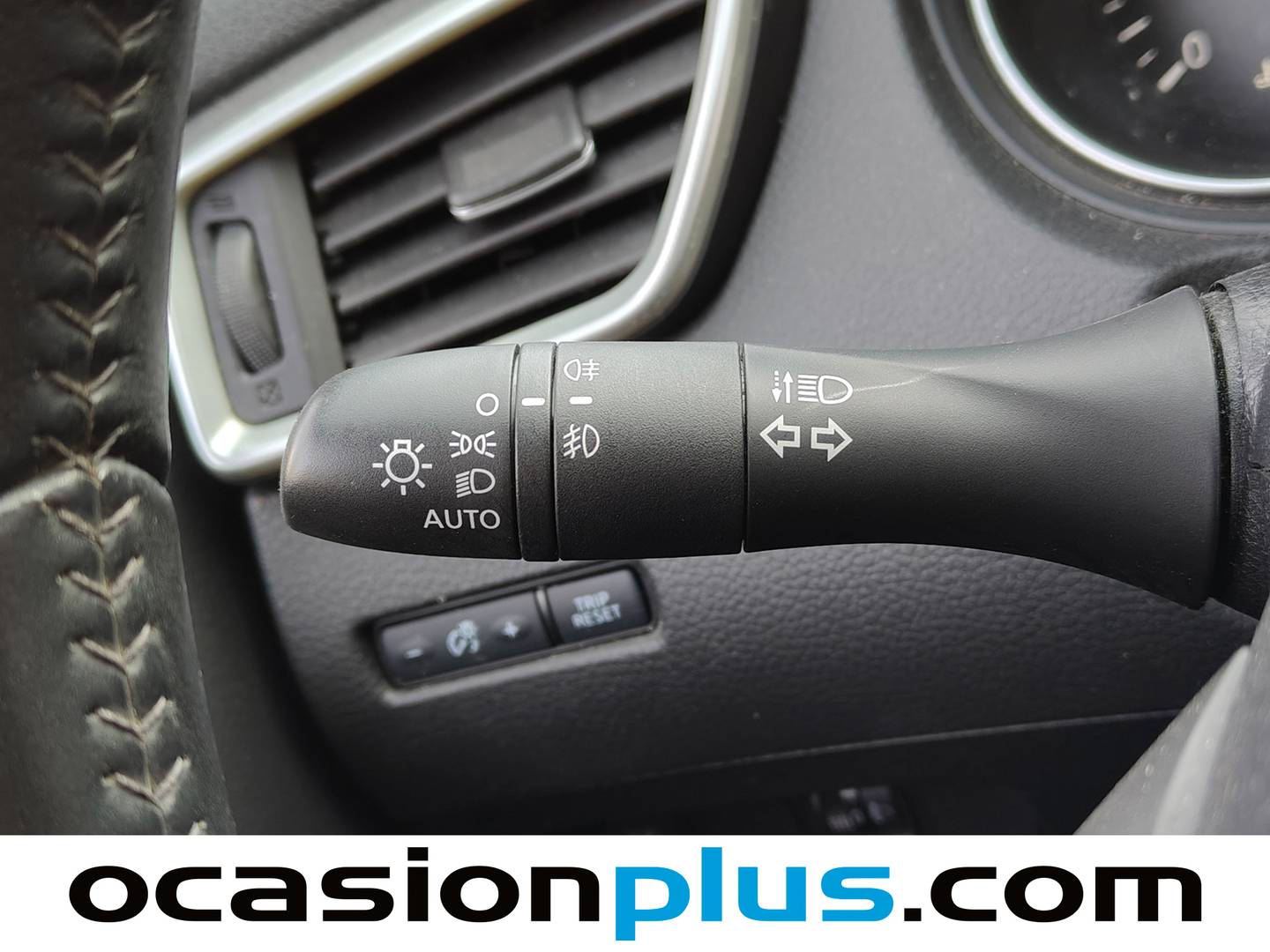 Foto Nissan QASHQAI Nissan Qashqai DIG-T 140 N-Connecta 4x2 (140 CV)