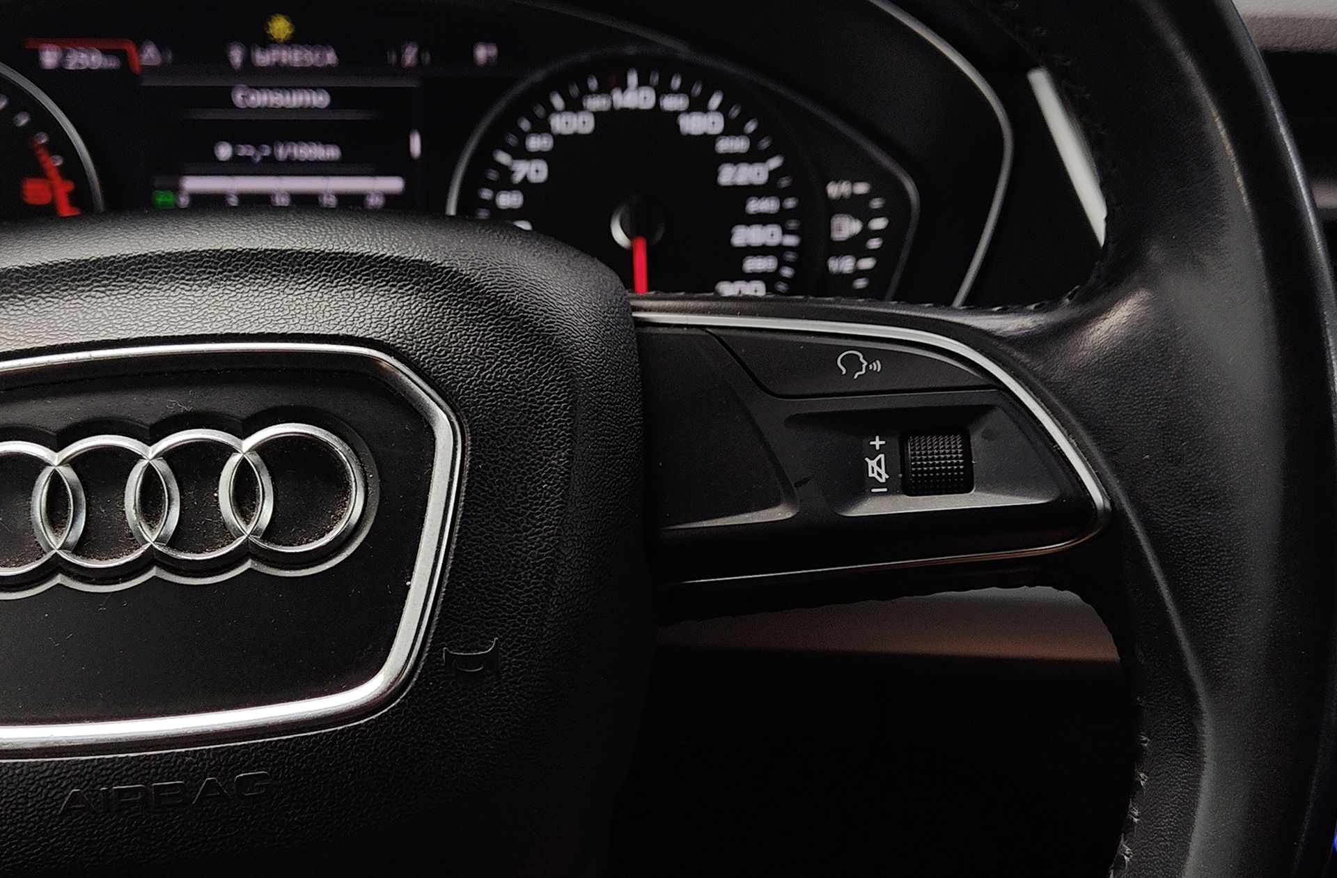 Audi Q5 Advanced 2.0 TDI - foto 28