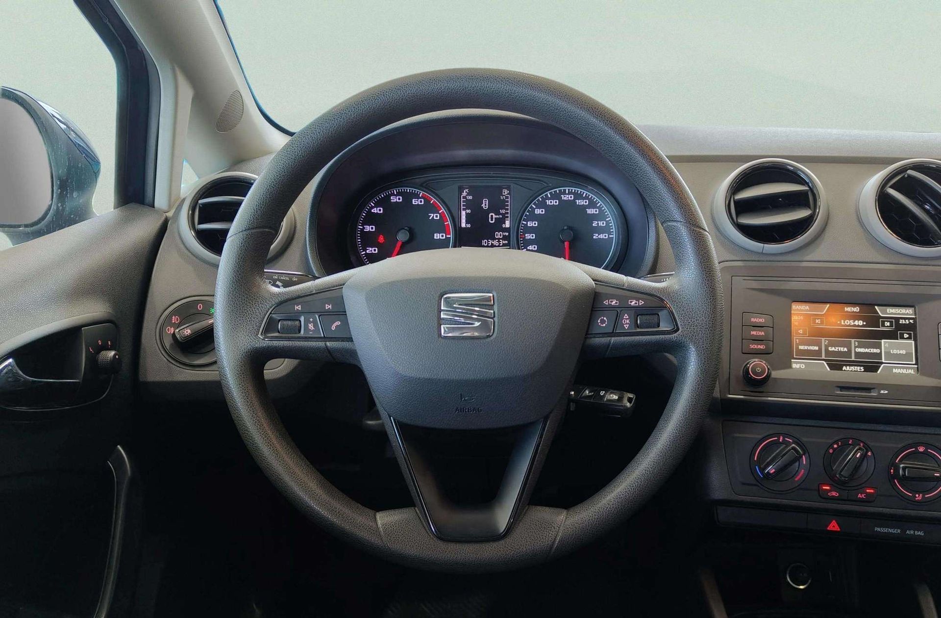 SEAT Ibiza 1.0 Reference - foto 16