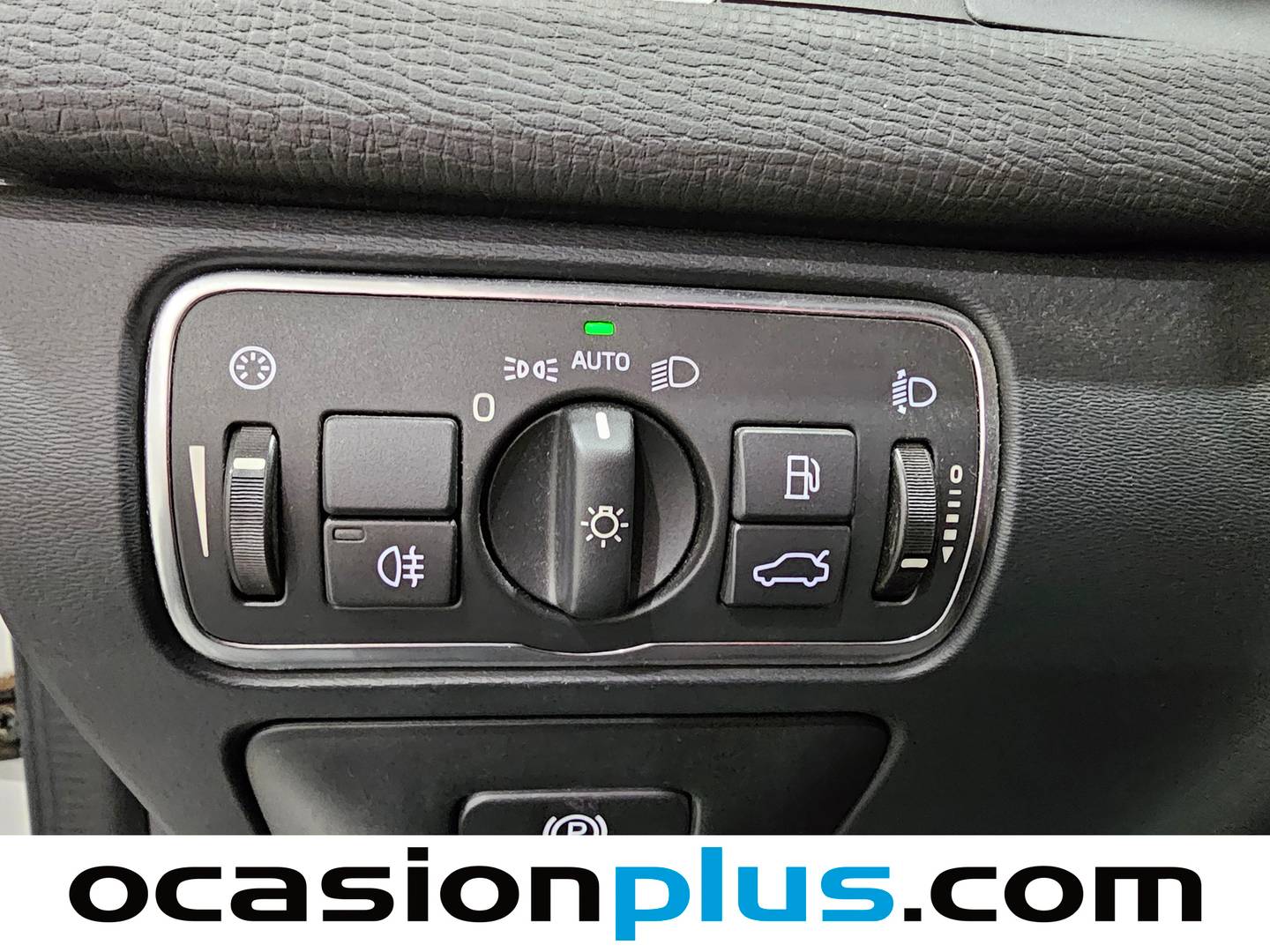 Foto Volvo XC60 Volvo XC60 D3 Kinetic (150 CV)