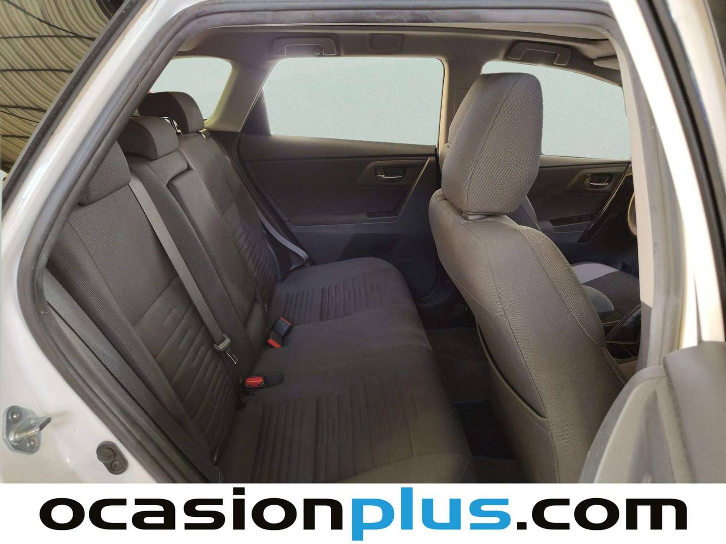 Toyota Auris Toyota Auris 140H Touring Sports Active (136 CV) al mejor precio