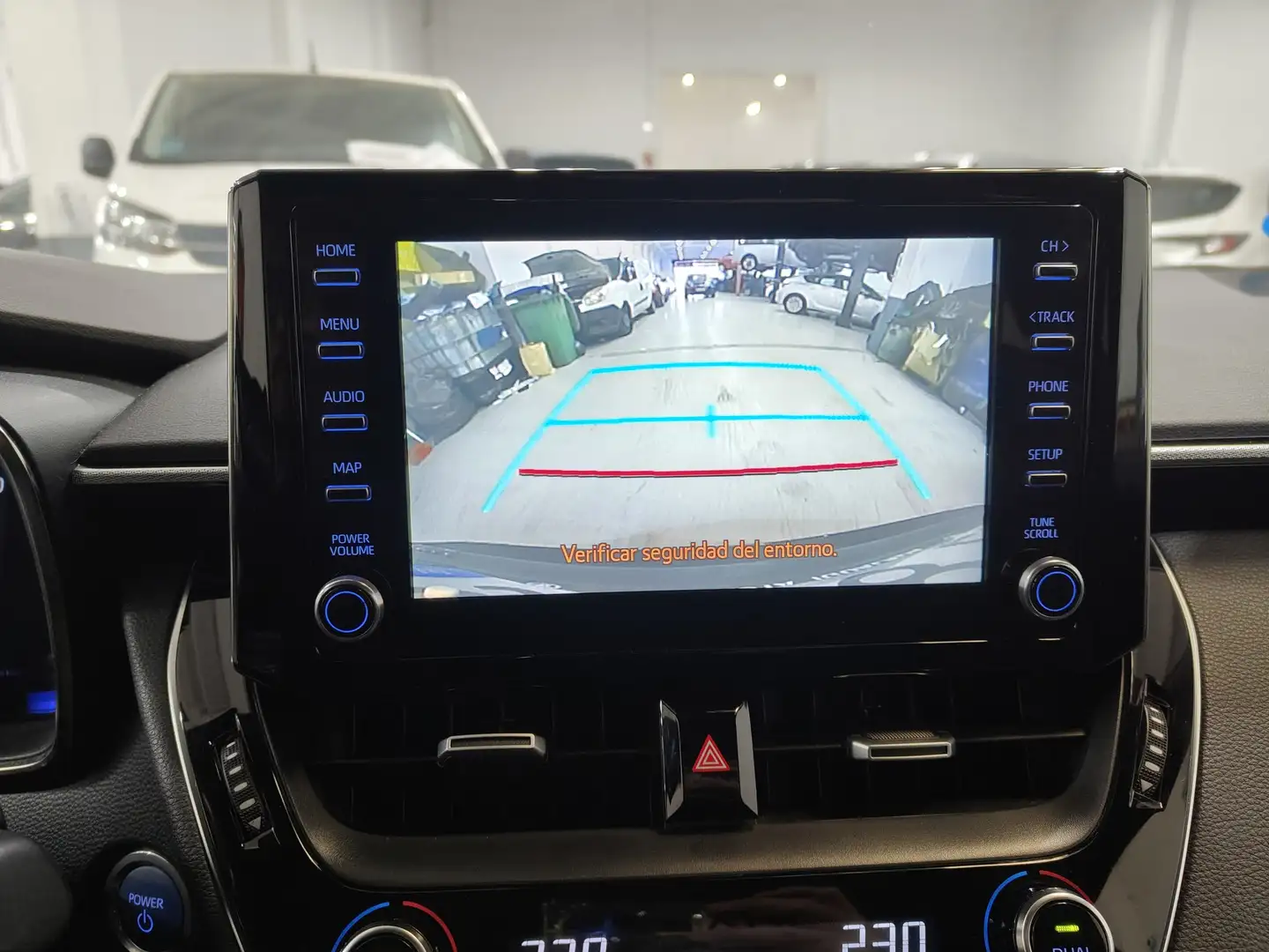 Foto Toyota Corolla Toyota Corolla 180H Active Tech E-CVT (180 CV)