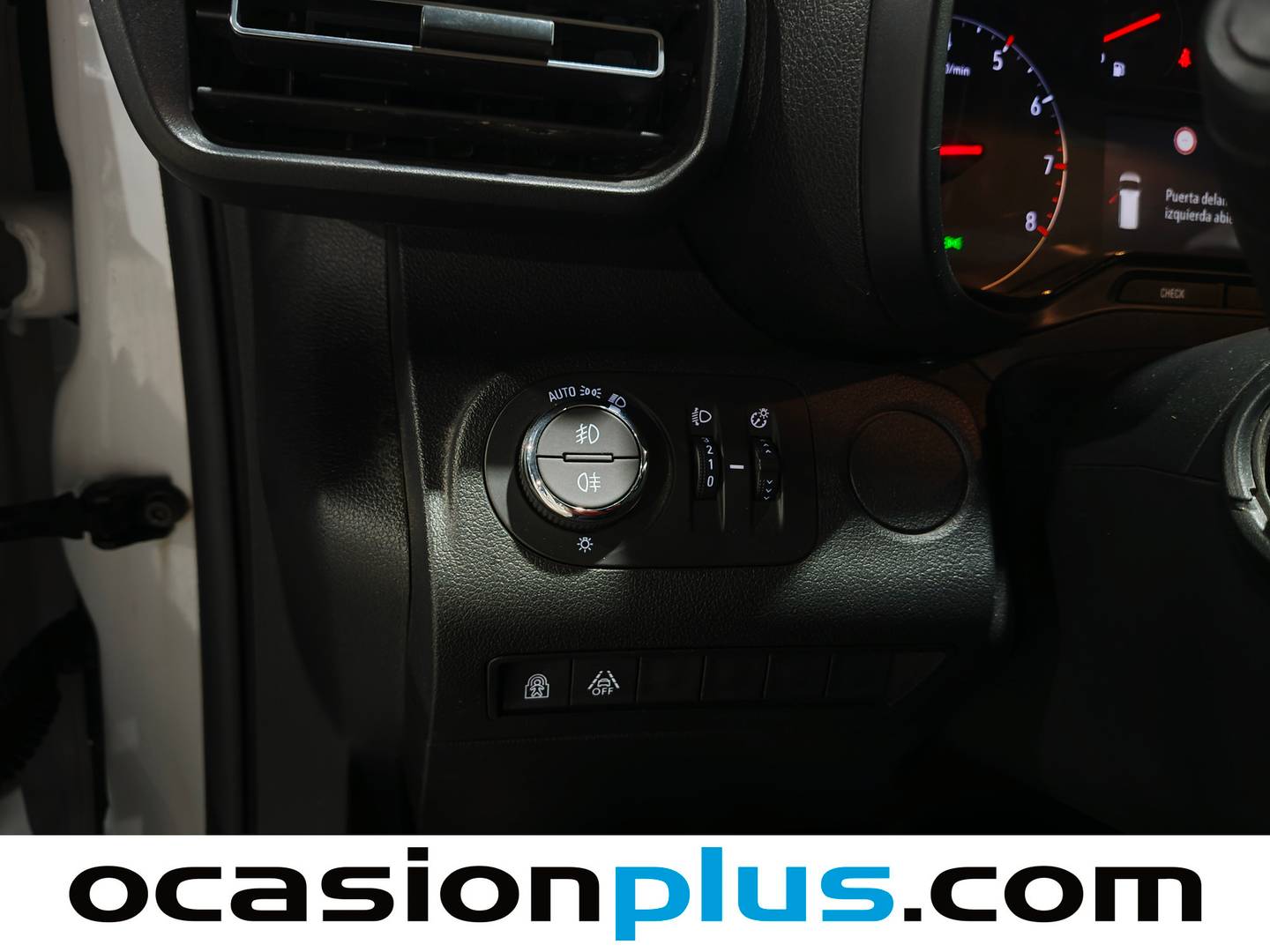 Foto Opel Combo Life Opel Combo Life 1.5 TD Business Edition Plus L1 (102 CV)