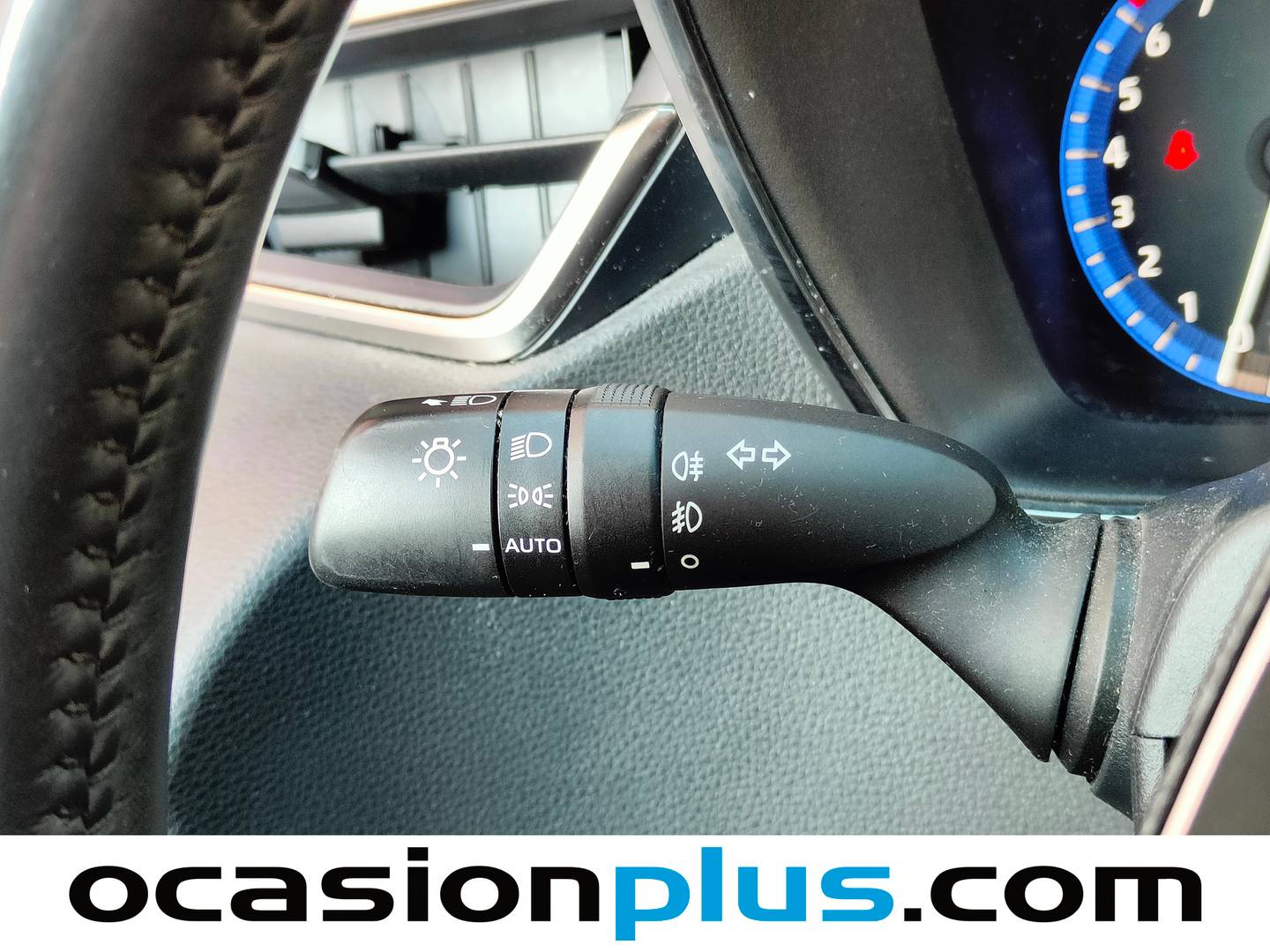 Foto Toyota Corolla Toyota Corolla 180H Advance E-CVT (180 CV)