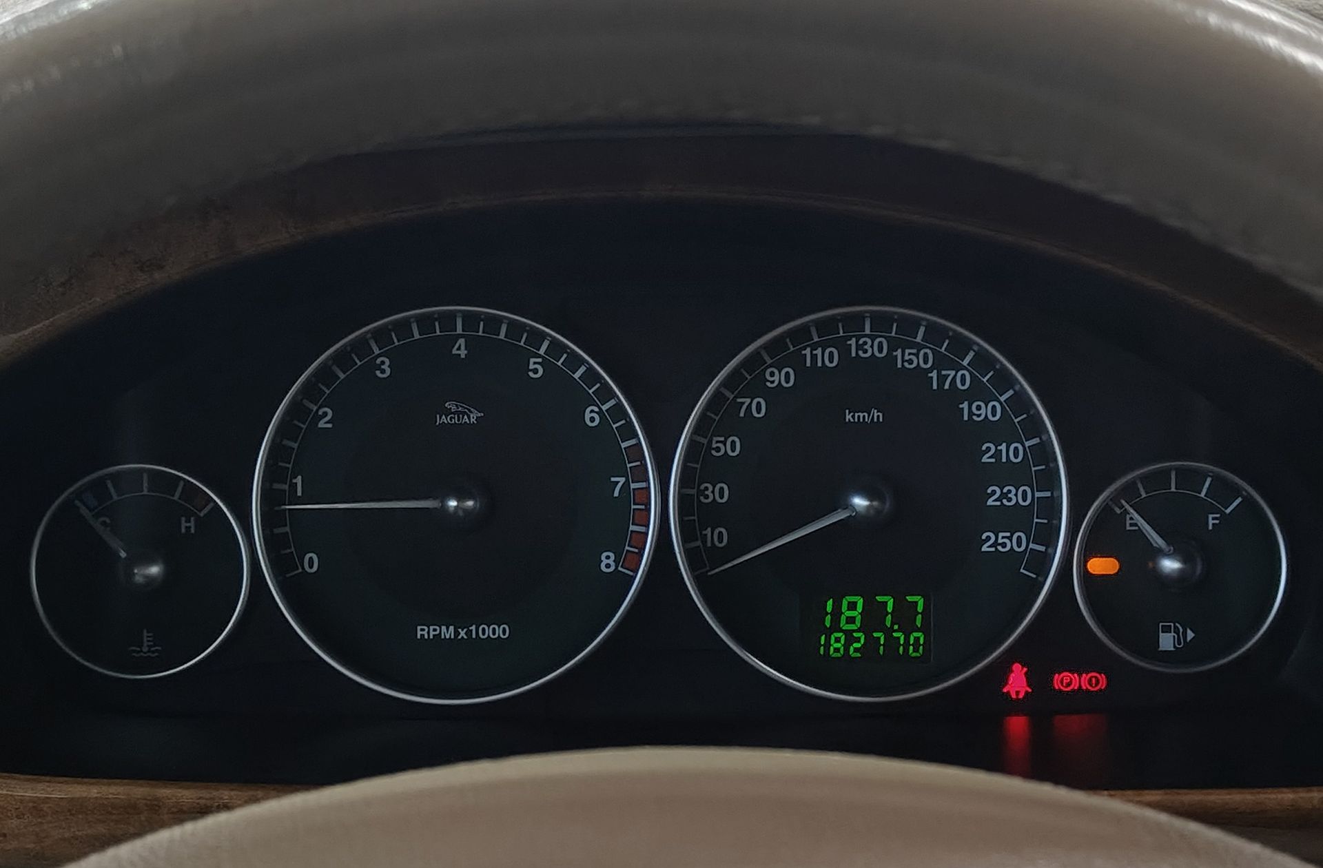 Jaguar X-Type 2.5 V6 - foto 19
