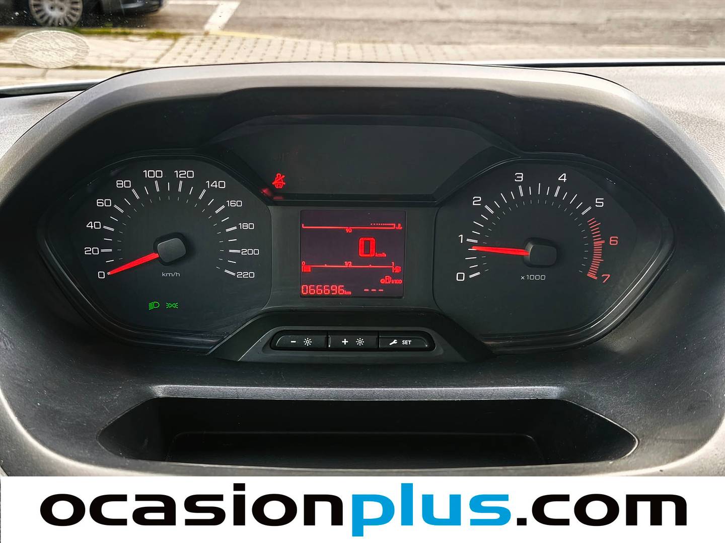 Peugeot Partner Peugeot Partner Furgon BlueHDi 100 S&S Pro Standard 600kg (98 CV) al mejor precio