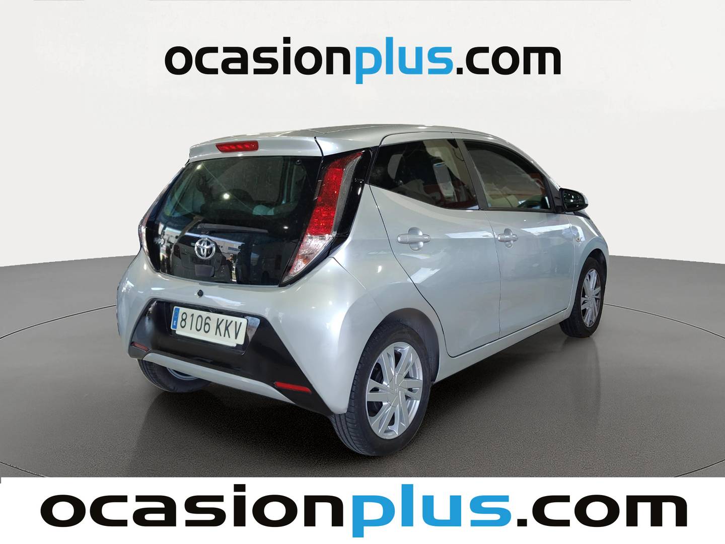 Foto trasera Toyota Aygo Toyota Aygo 1.0 70 x-play (69 CV) izquierda