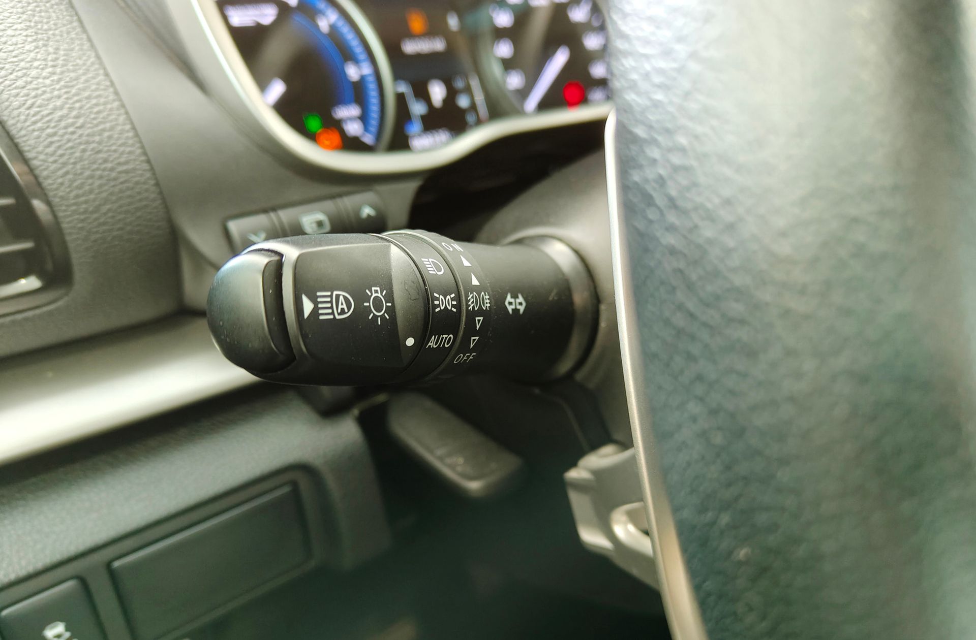Mitsubishi Eclipse Cross 2.4 PHEV Kaiteki 4WD - foto 29