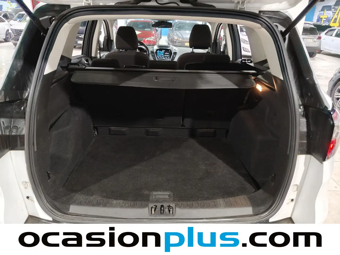 Foto Ford Kuga Ford Kuga 1.5 EcoBoost S&S Trend+ 4x2 (120 CV)