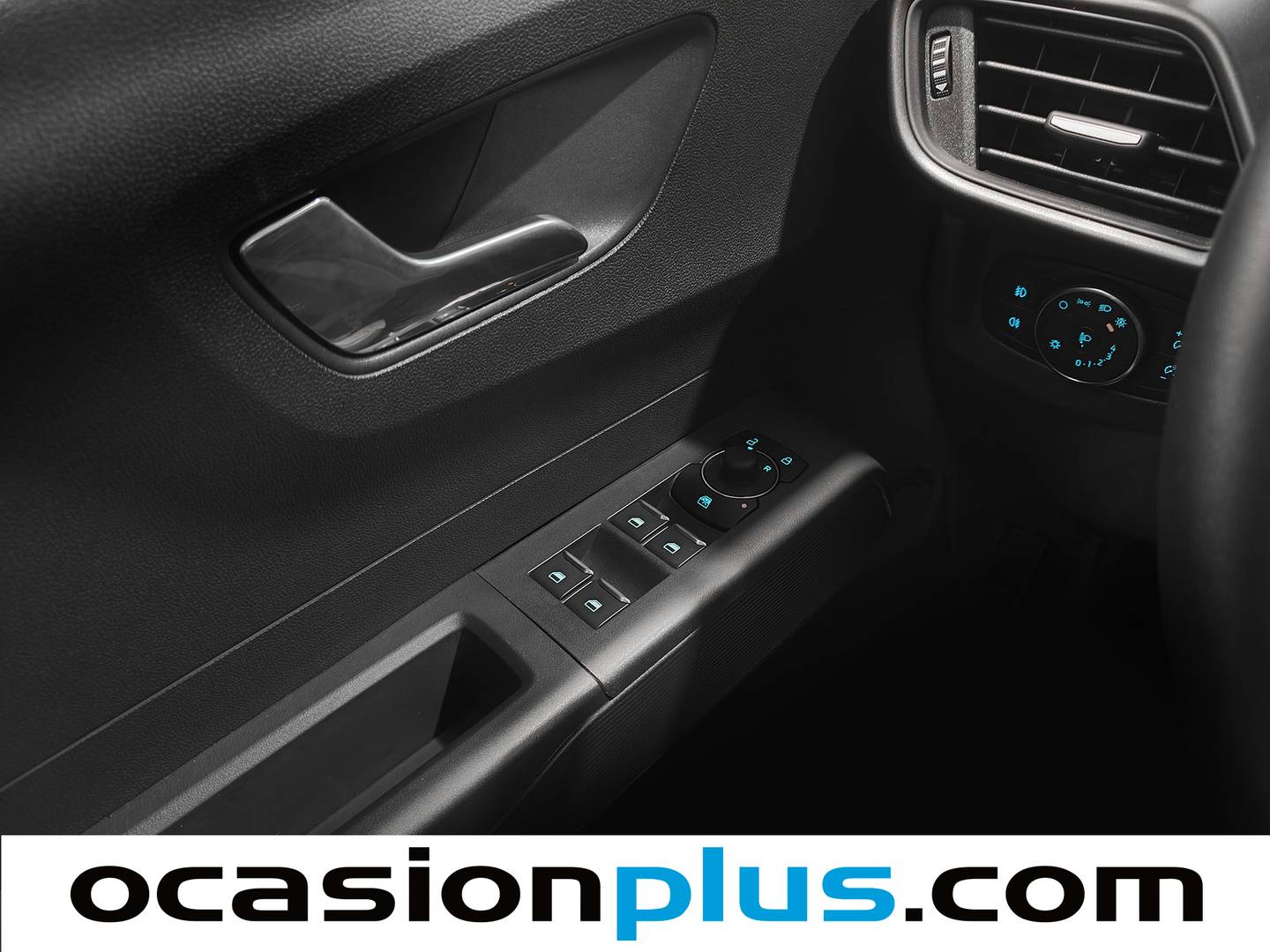 Ford Tourneo Courier Ford Tourneo Courier 1.0 EcoBoost Titanium (125 CV) manual