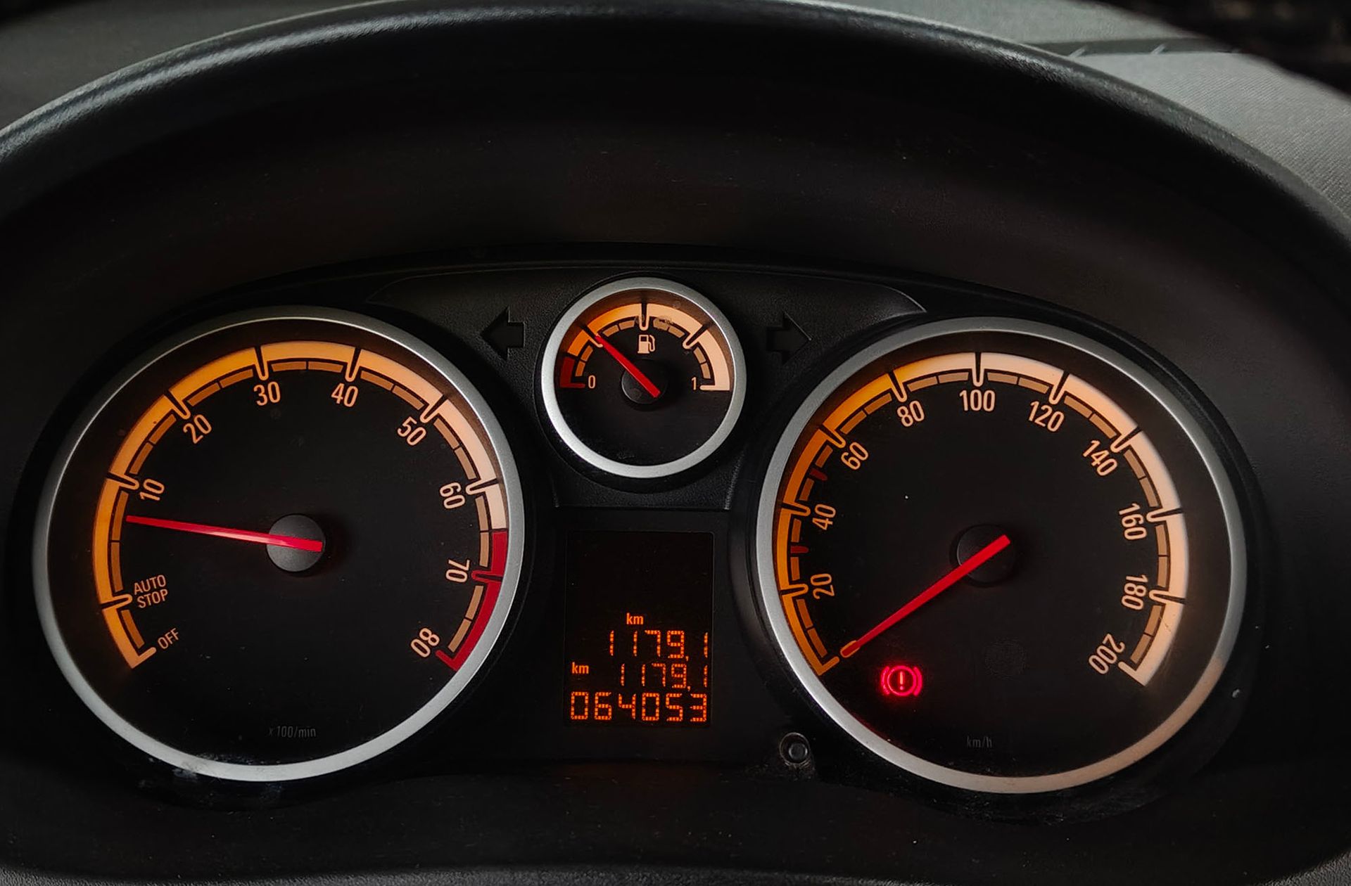 Opel Corsa 1.2 C'Mon - foto 19