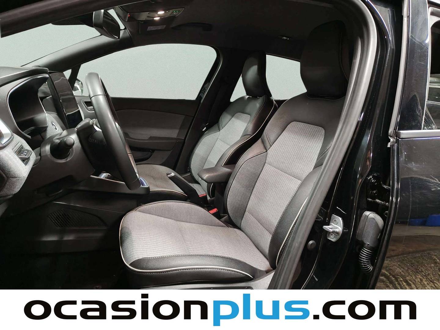 Foto asientos delanteros Renault Clio Renault Clio Techno TCe (90 CV)