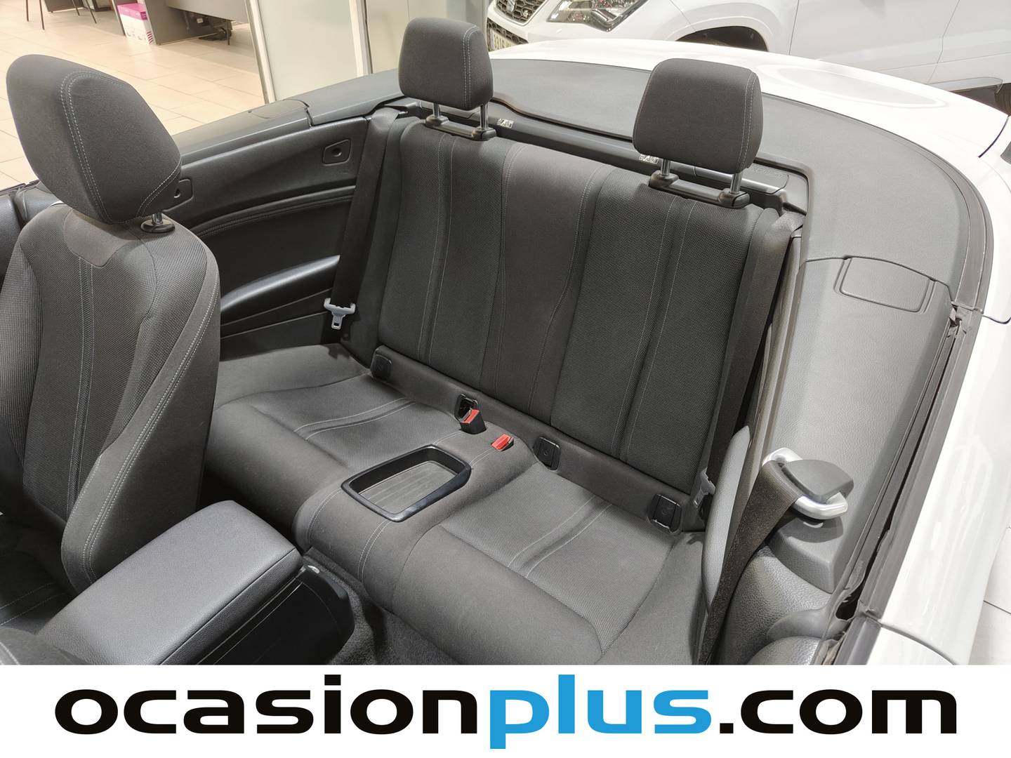 Foto asientos traseros BMW Serie 2 BMW Serie 2 220i Cabrio (184 CV) Pack M