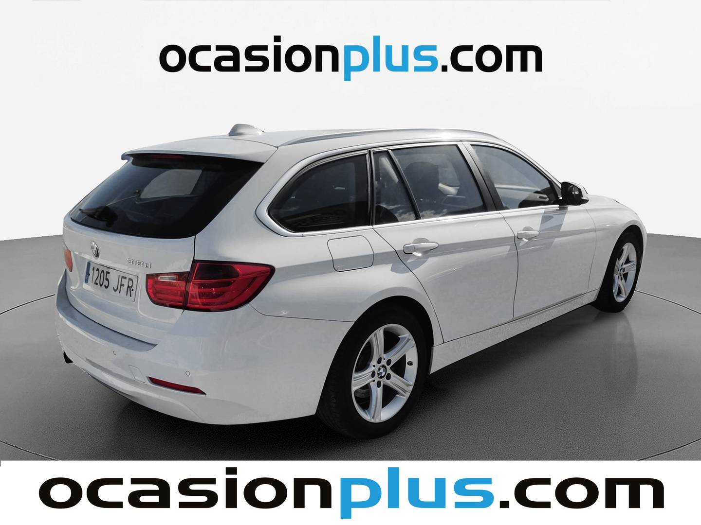 Foto trasera BMW Serie 3 BMW Serie 3 318d Touring (143 CV) derecha