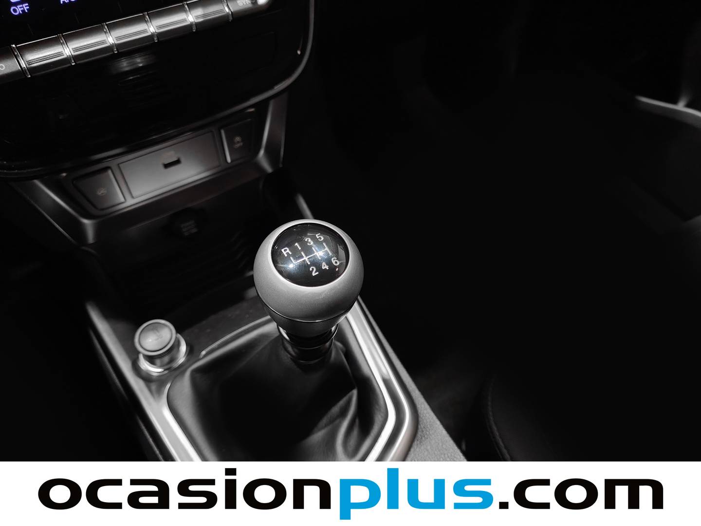 Foto SsangYong Tivoli Ssangyong Tivoli G12T Urban Plus (128 CV)