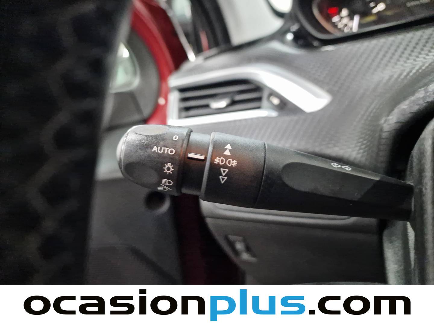 Peugeot 208 Peugeot 208 BlueHDi 100 Allure (100 CV) de segunda mano