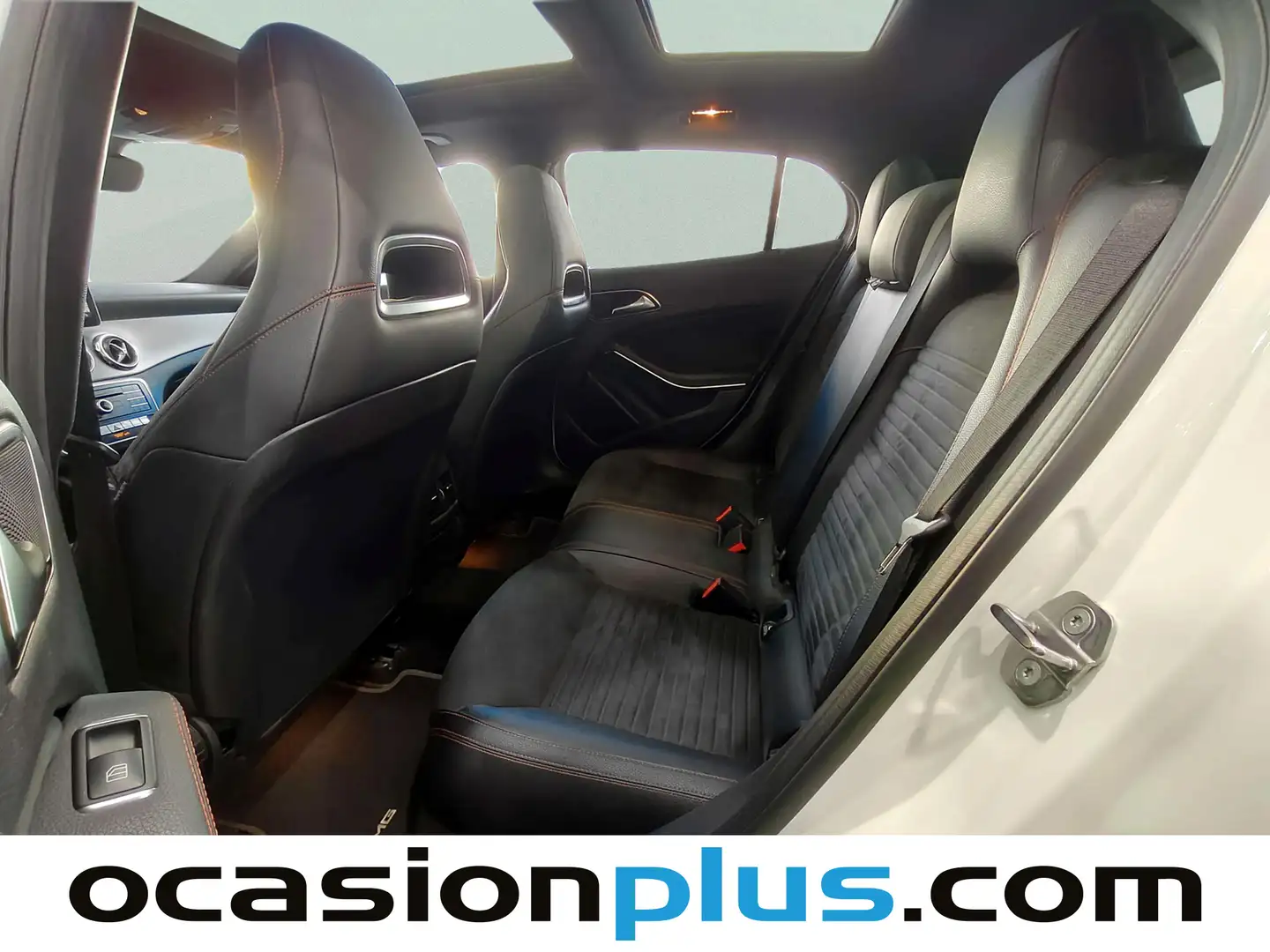 Foto Mercedes GLA Mercedes-Benz GLA GLA 200 (156 CV) Pack AMG