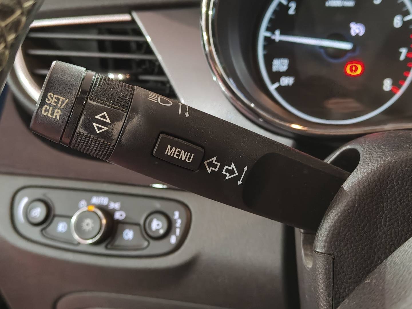 Foto Opel Mokka X Opel Mokka X 1.4 Turbo S&S Selective 4X2 (140 CV)