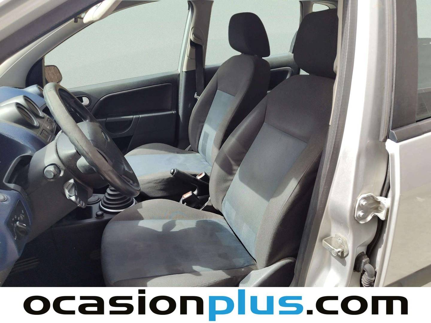 Foto asientos delanteros Ford Fiesta Ford Fiesta 1.4 Newport (80 CV)