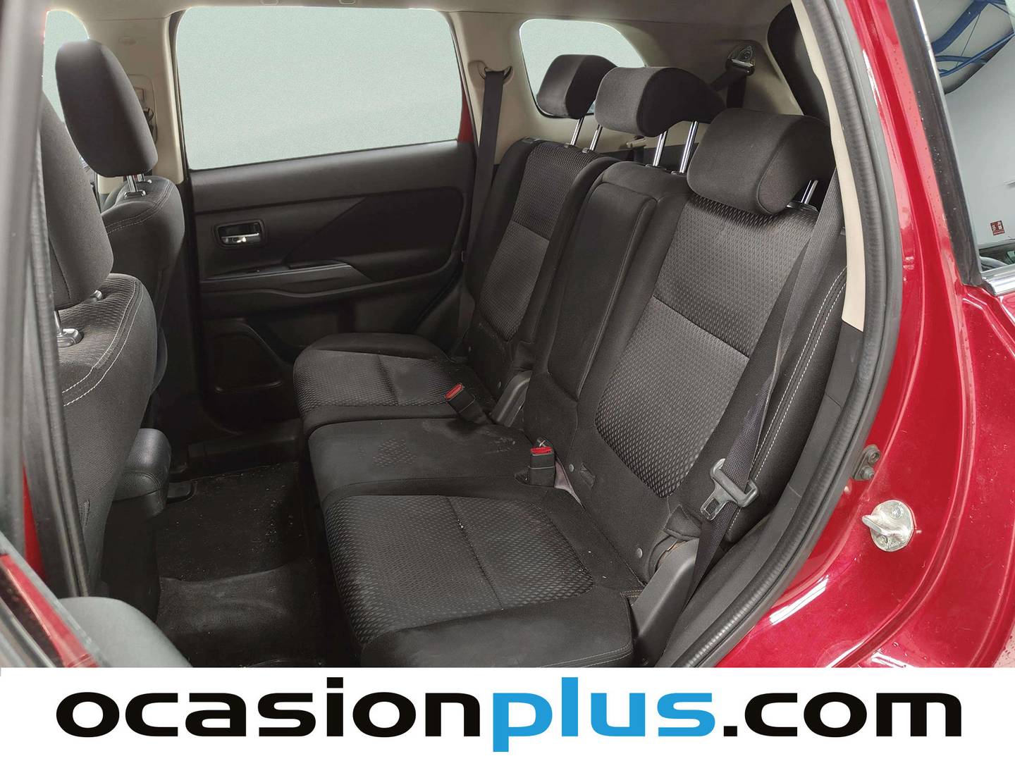 Fotos maletero Mitsubishi Outlander Mitsubishi Outlander 220 DI-D Motion 2WD 7 Plazas (150 CV)