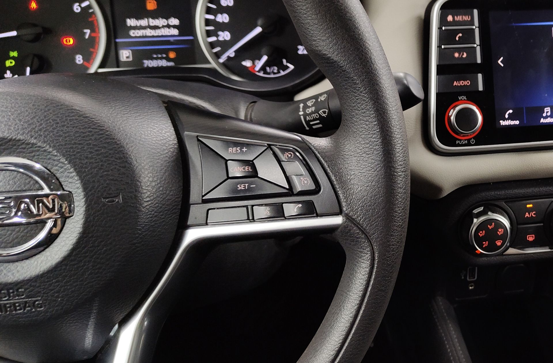 Nissan Micra IG-T 92 Acenta CVT - foto 24