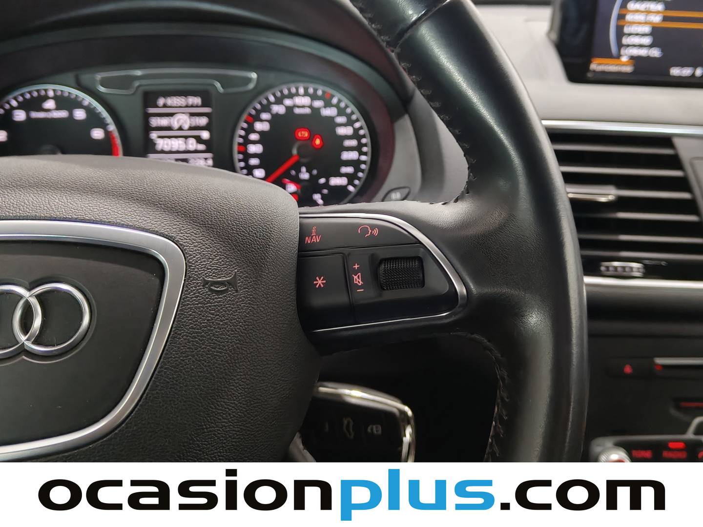 Foto Audi Q3 Audi Q3 design edition 1.4 TFSI ultra CoD (150 CV)