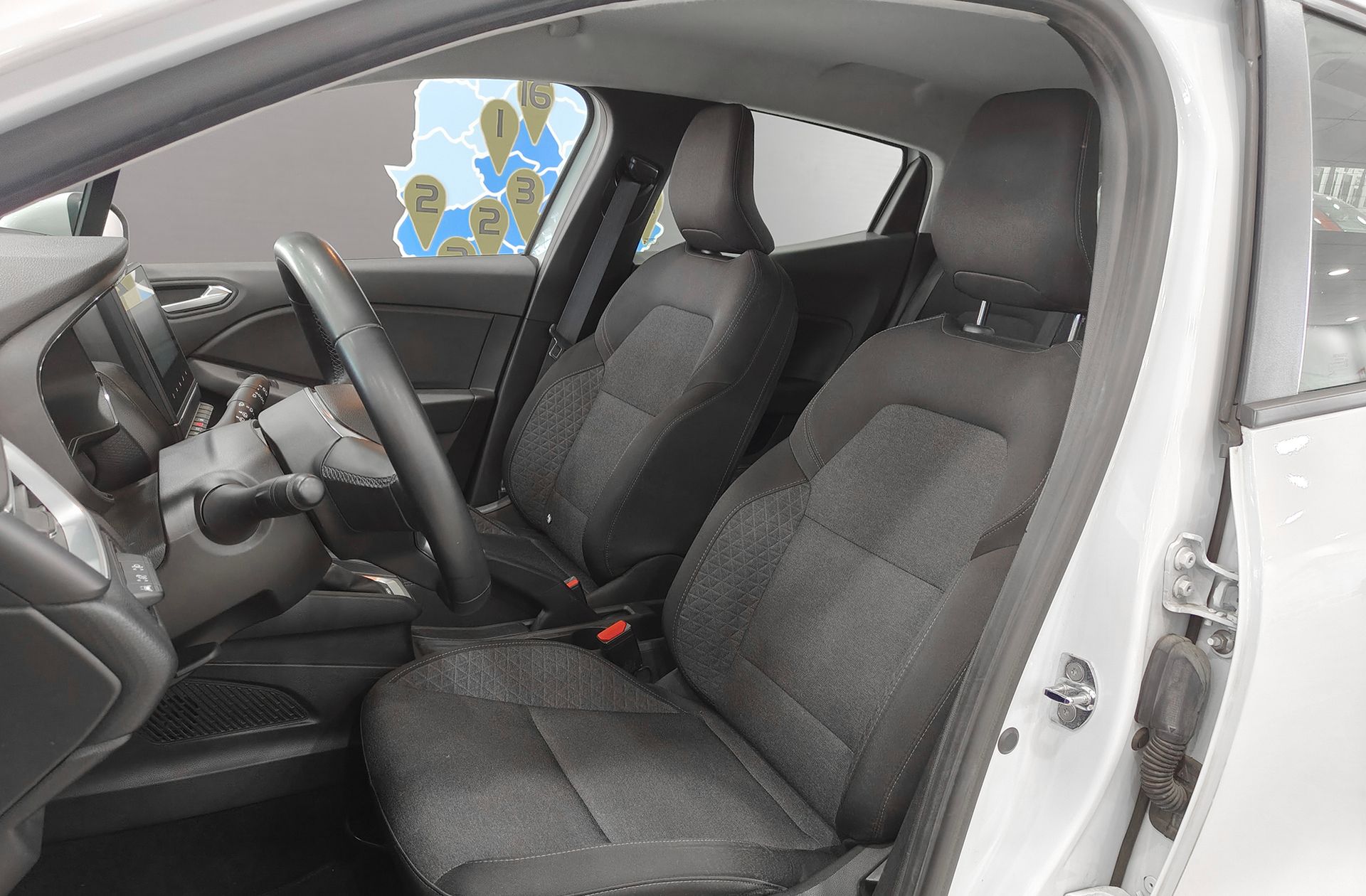 Renault Clio Intens E-Tech Híbrido - foto 9