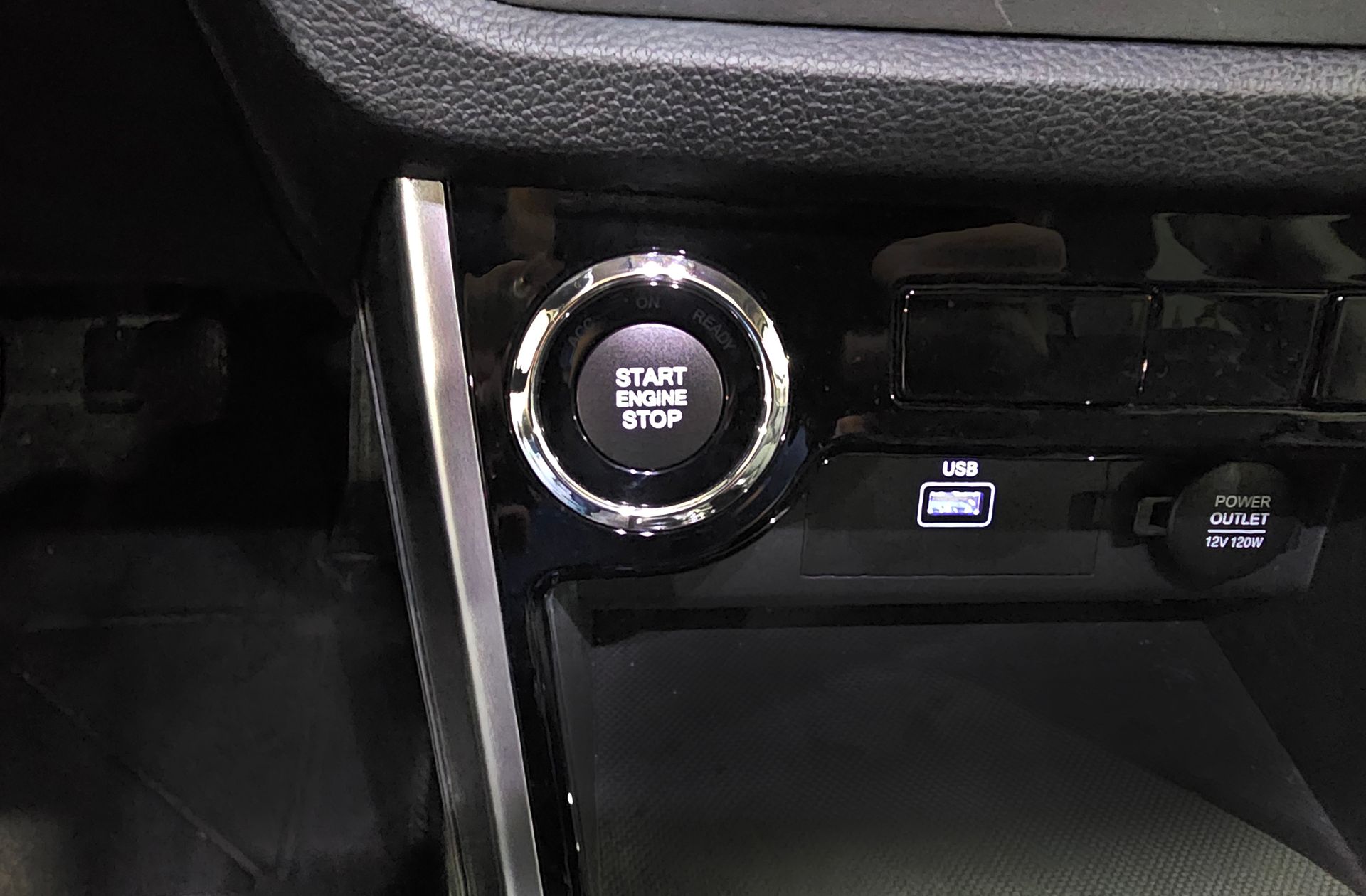 SsangYong Korando D16T Limited - foto 32