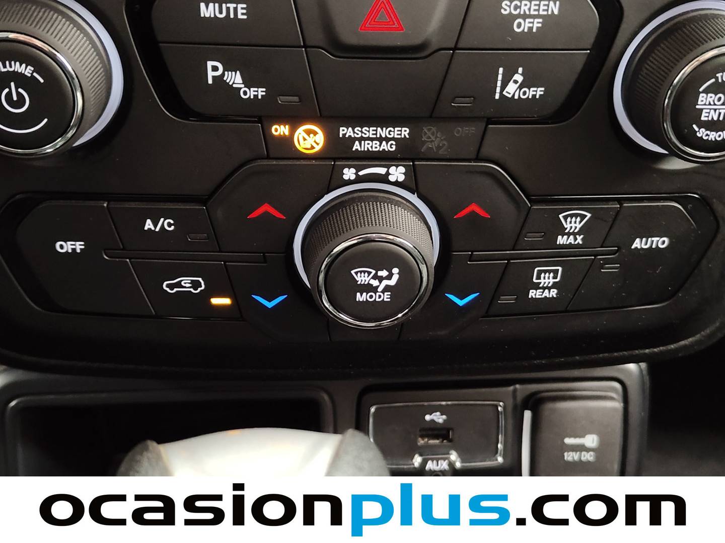 Foto Jeep Renegade Jeep Renegade 1.3G Night Eagle 4x2 DDCT (150 CV)