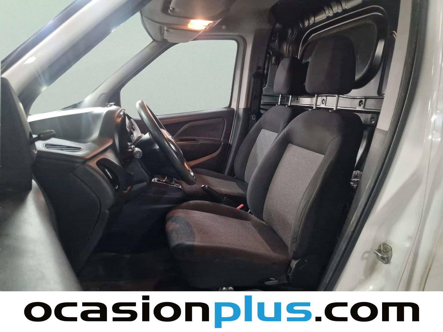 Foto Fiat Doblò Cargo Fiat Dobló Cargo 1.6 Multijet Base Maxi Carga Aumentada (105 CV)